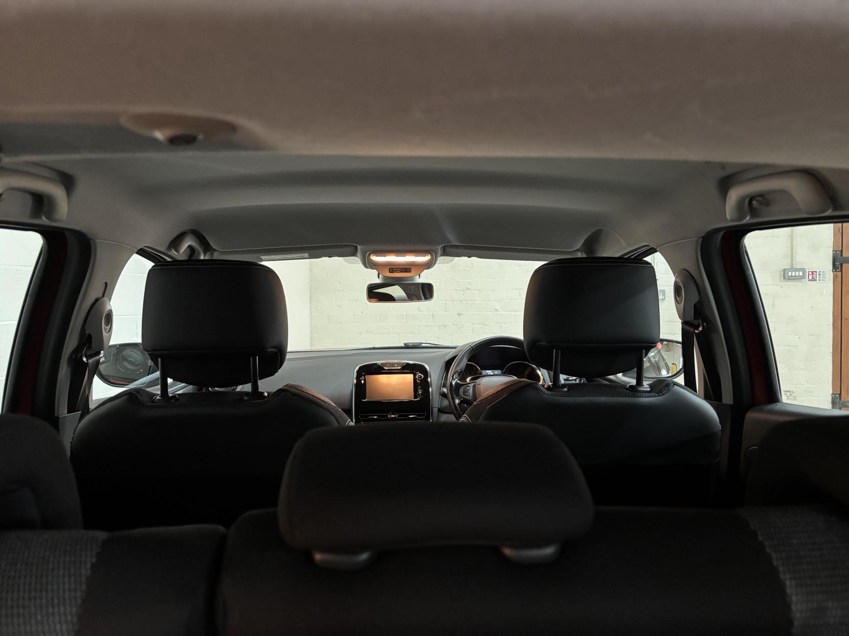 Renault Clio 0.9 TCe Dynamique MediaNav Hatchback 5dr Petrol Manual Euro 5 (s/s) (90 ps)