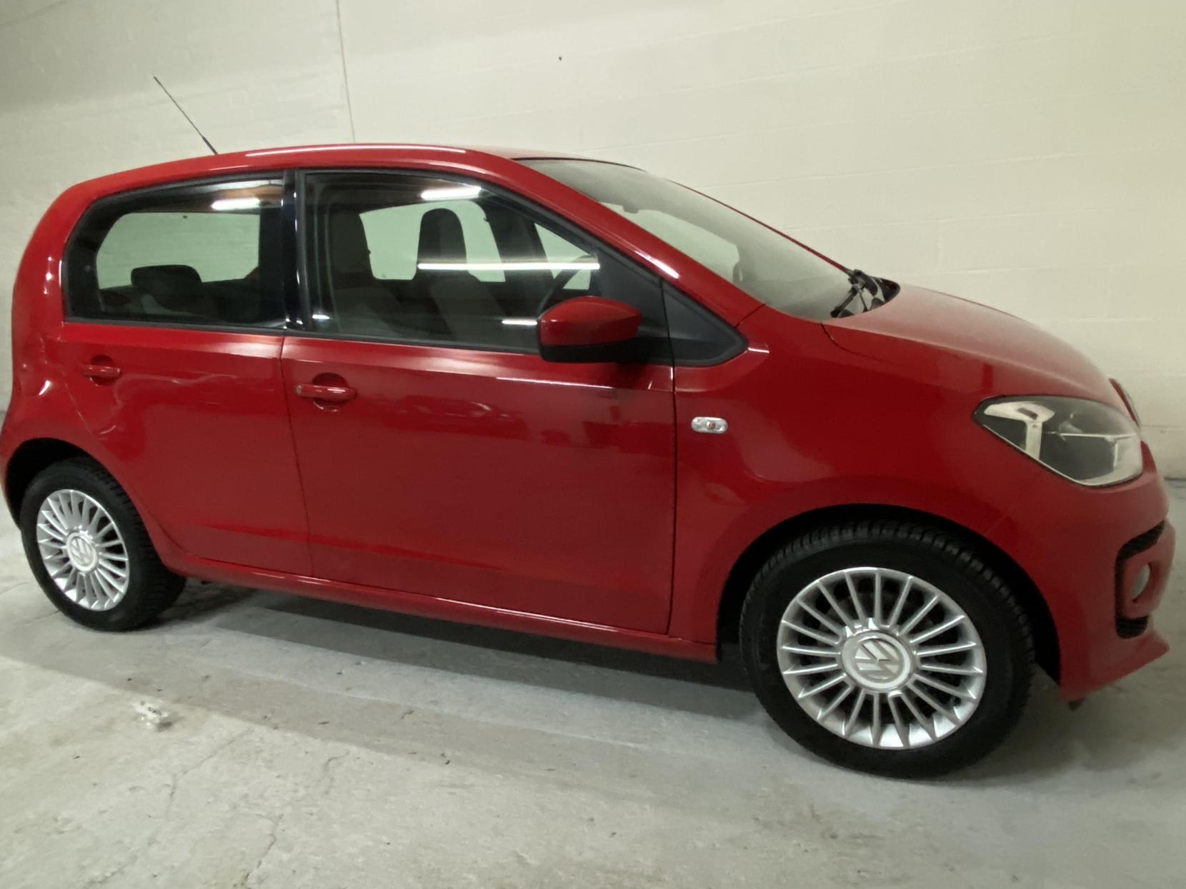Volkswagen up! 1.0 High up! Hatchback 5dr Petrol Manual Euro 5 (75 ps)
