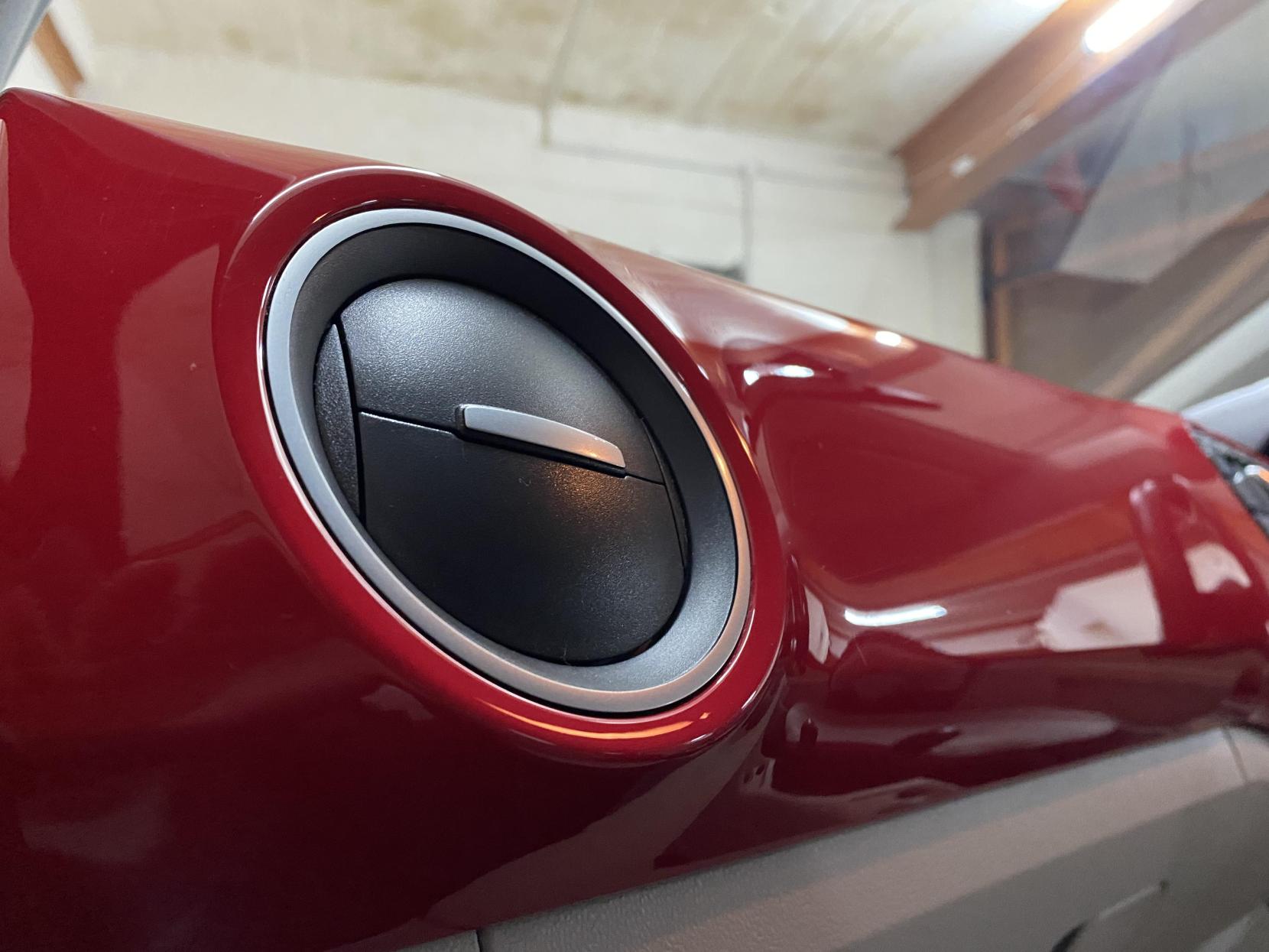 Volkswagen up! 1.0 High up! Hatchback 5dr Petrol Manual Euro 5 (75 ps)