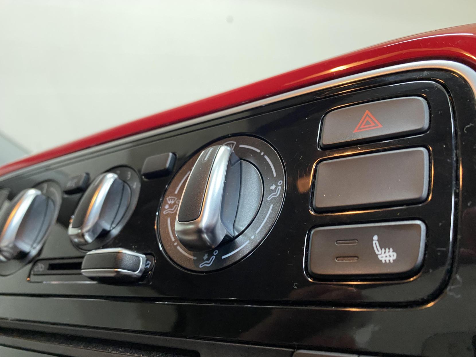 Volkswagen up! 1.0 High up! Hatchback 5dr Petrol Manual Euro 5 (75 ps)