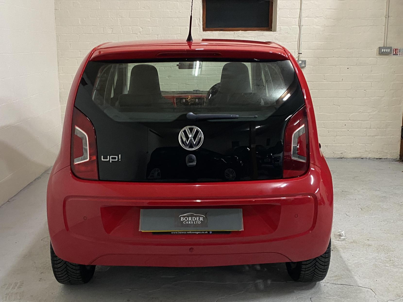 Volkswagen up! 1.0 High up! Hatchback 5dr Petrol Manual Euro 5 (75 ps)
