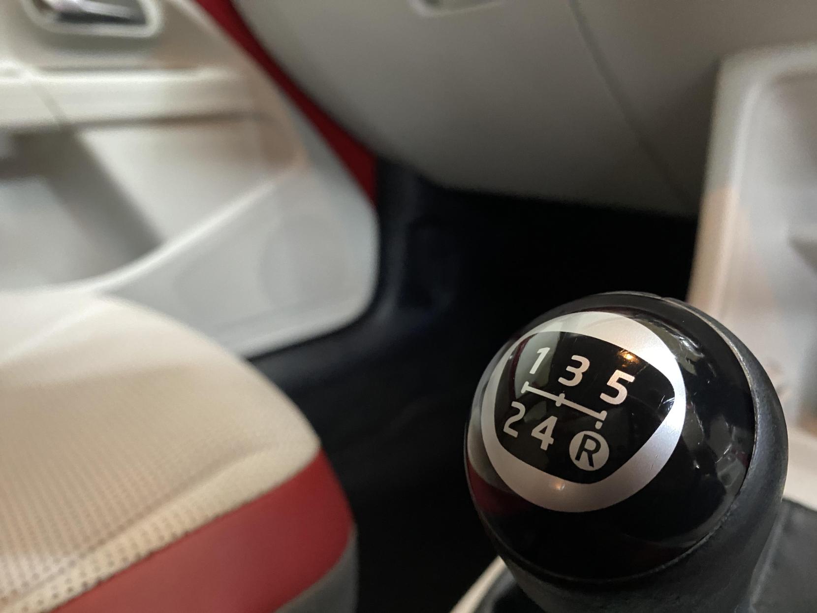 Volkswagen up! 1.0 High up! Hatchback 5dr Petrol Manual Euro 5 (75 ps)