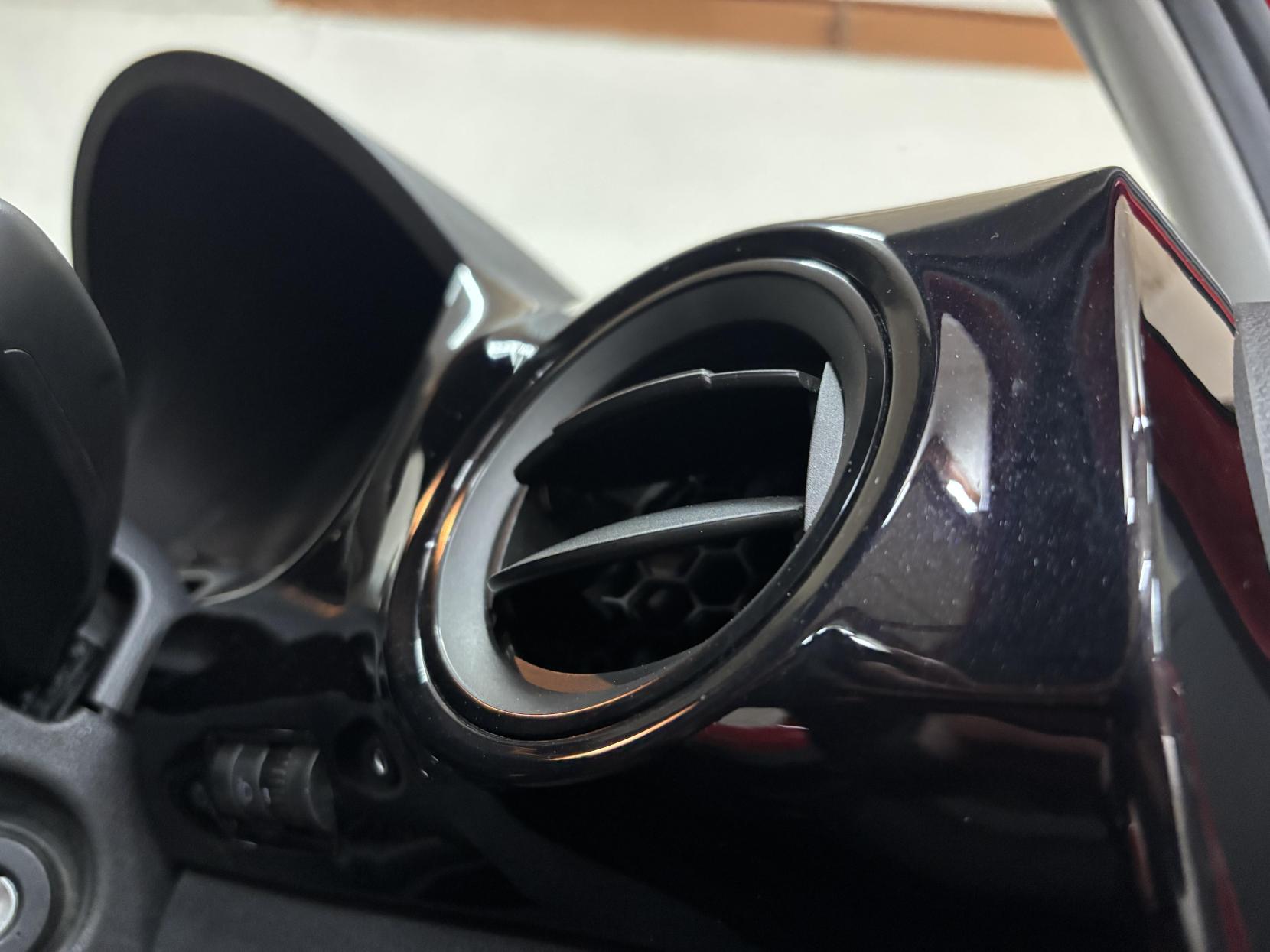 Volkswagen up! 1.0 Move up! Hatchback 3dr Petrol Manual Euro 5 (60 ps)