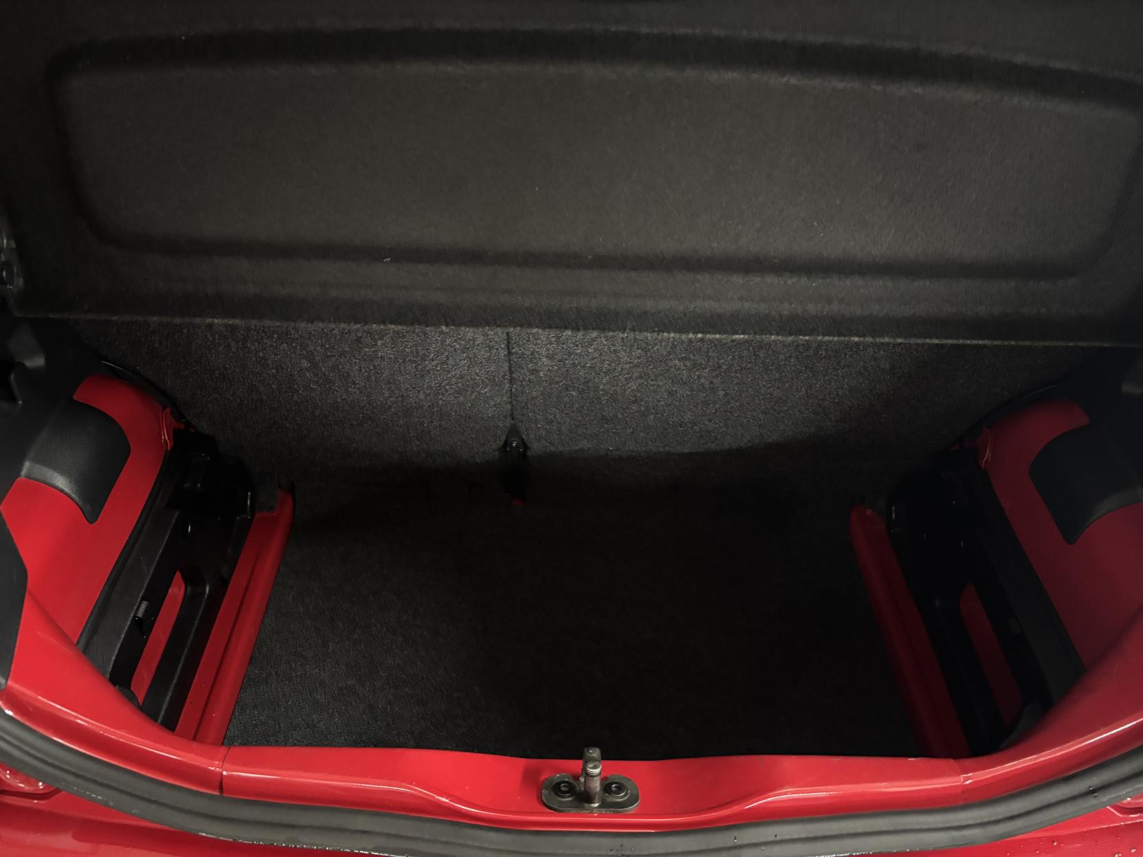 Volkswagen up! 1.0 Move up! Hatchback 3dr Petrol Manual Euro 5 (60 ps)