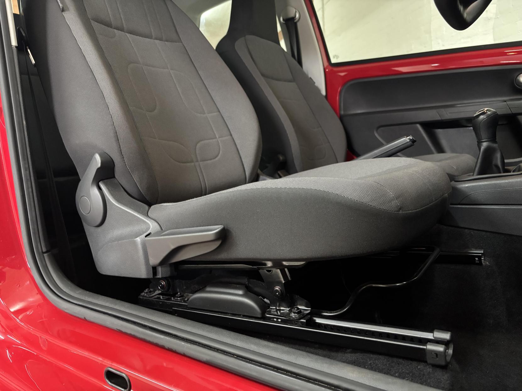 Volkswagen up! 1.0 Move up! Hatchback 3dr Petrol Manual Euro 5 (60 ps)