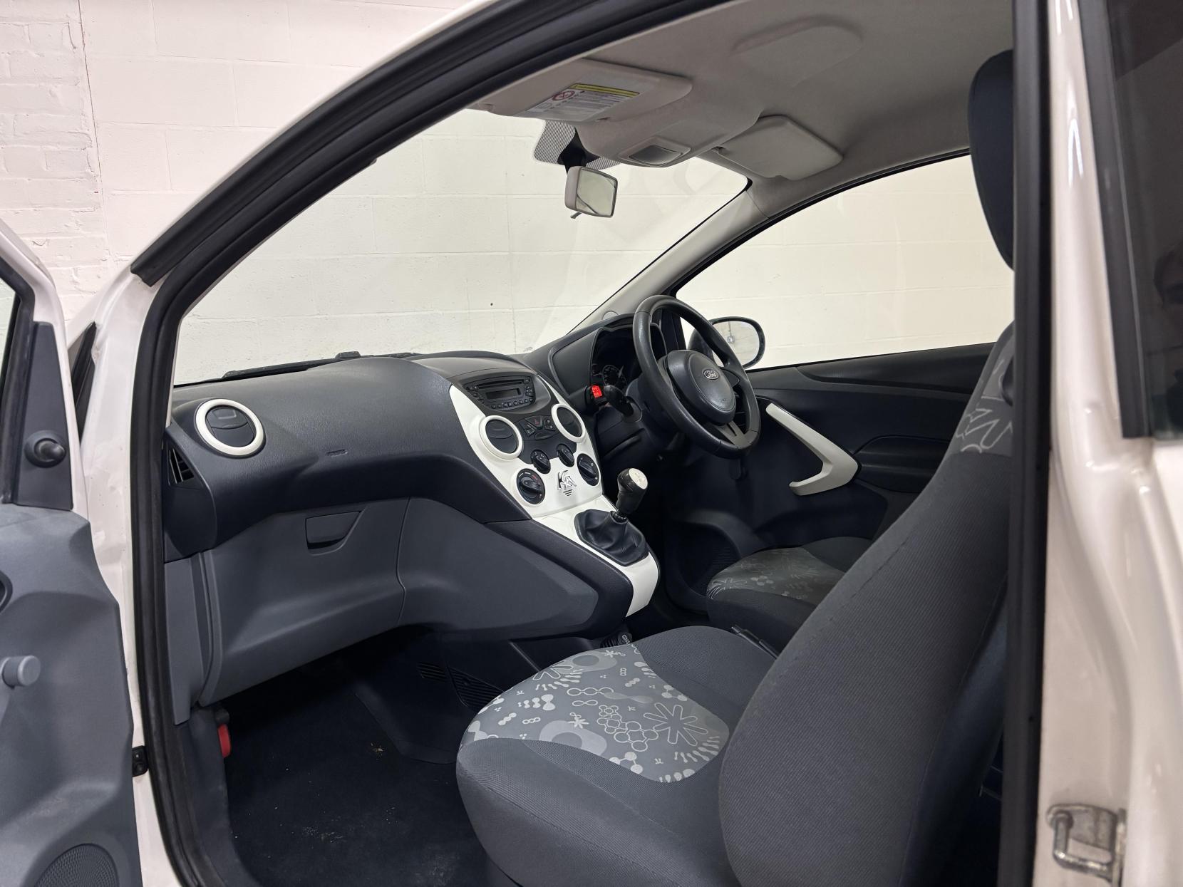 Ford Ka 1.2 Studio Hatchback 3dr Petrol Manual Euro 5 (69 ps)