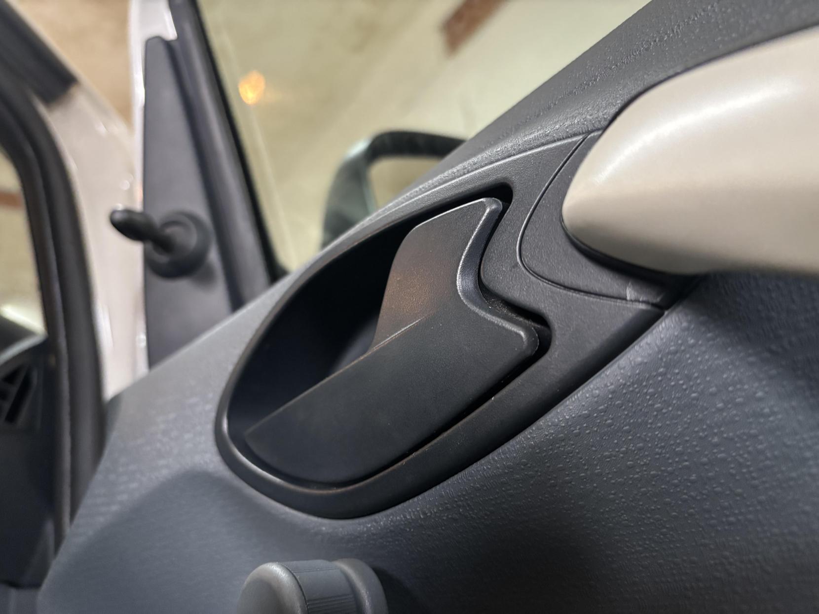 Ford Ka 1.2 Studio Hatchback 3dr Petrol Manual Euro 5 (69 ps)