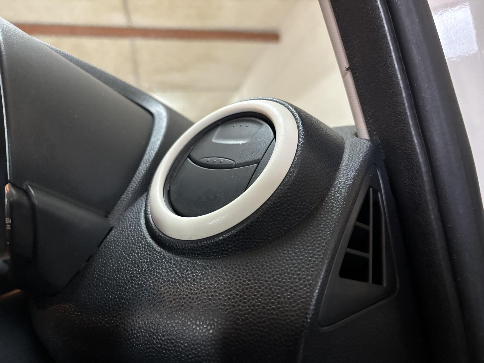 Ford Ka 1.2 Studio Hatchback 3dr Petrol Manual Euro 5 (69 ps)