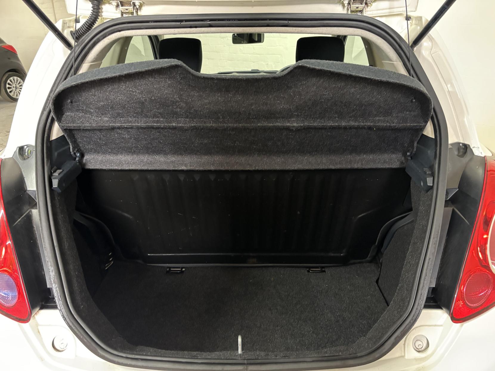 Ford Ka 1.2 Studio Hatchback 3dr Petrol Manual Euro 5 (69 ps)