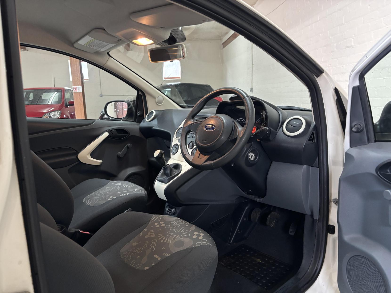 Ford Ka 1.2 Studio Hatchback 3dr Petrol Manual Euro 5 (69 ps)