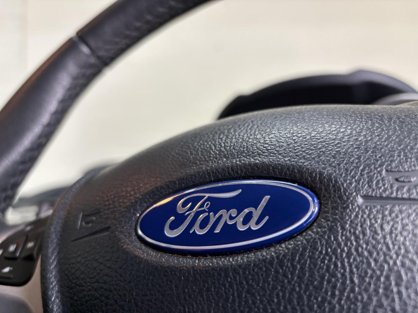 Ford Fiesta 1.4 TDCi Titanium Hatchback 5dr Diesel Manual (104 g/km, 69 bhp)