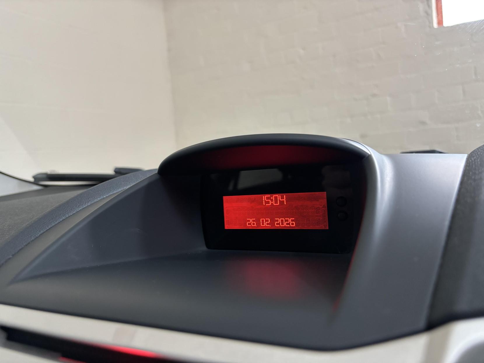 Ford Fiesta 1.4 TDCi Titanium Hatchback 5dr Diesel Manual (104 g/km, 69 bhp)