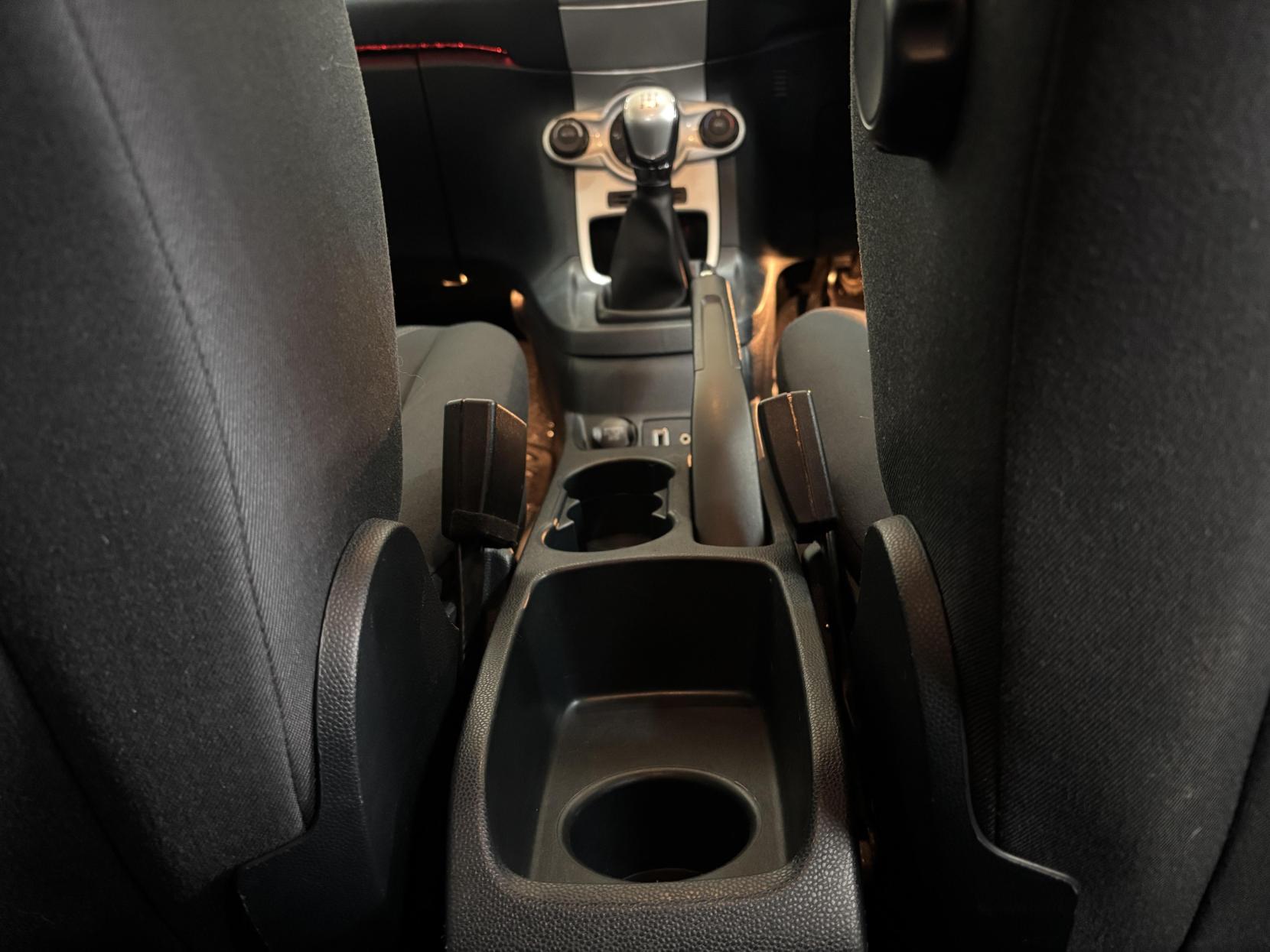 Ford Fiesta 1.4 TDCi Titanium Hatchback 5dr Diesel Manual (104 g/km, 69 bhp)