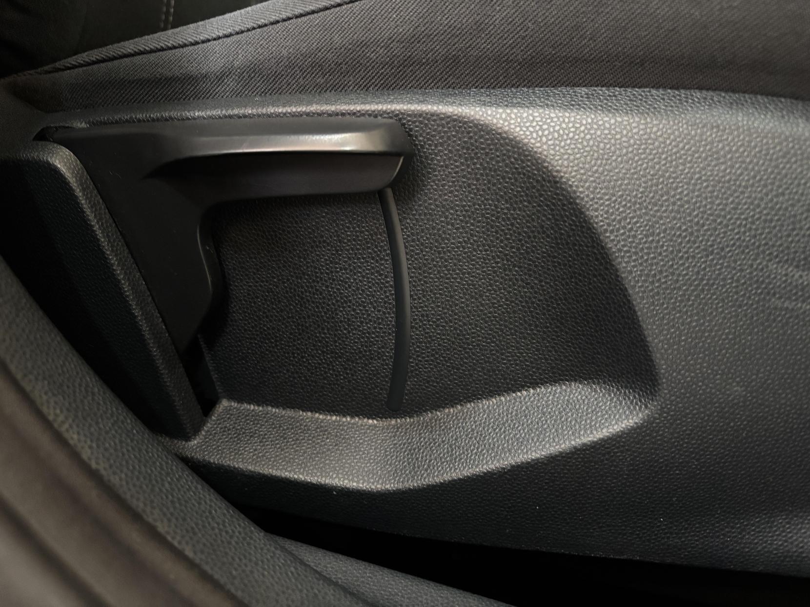 Ford Fiesta 1.4 TDCi Titanium Hatchback 5dr Diesel Manual (104 g/km, 69 bhp)