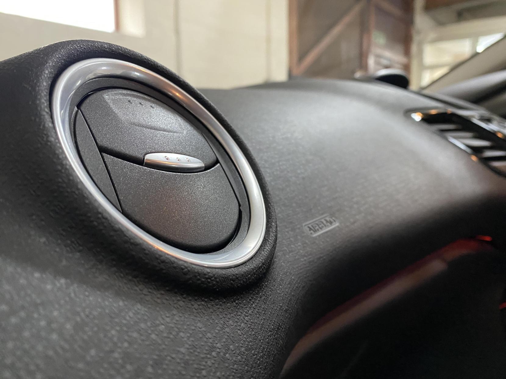 Ford Fiesta 1.25 Zetec Hatchback 5dr Petrol Manual Euro 5 (82 ps)