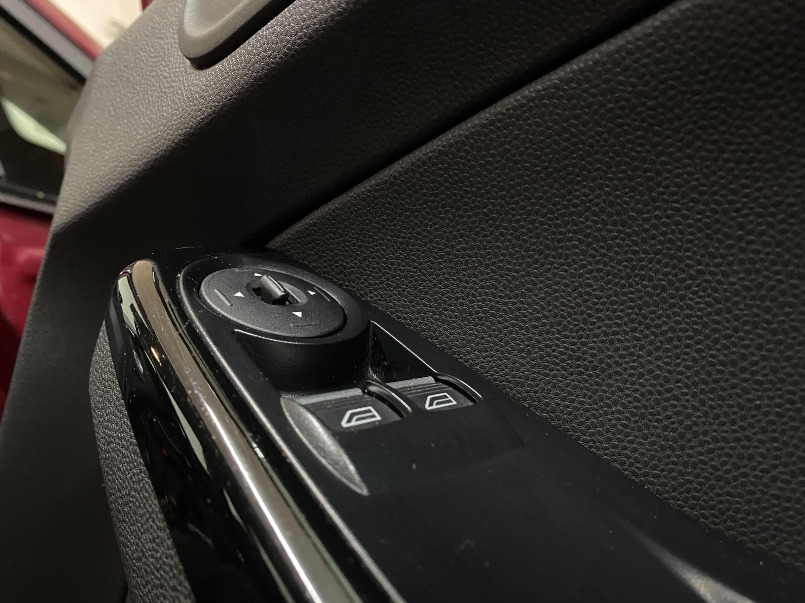 Ford Fiesta 1.25 Zetec Hatchback 5dr Petrol Manual Euro 5 (82 ps)