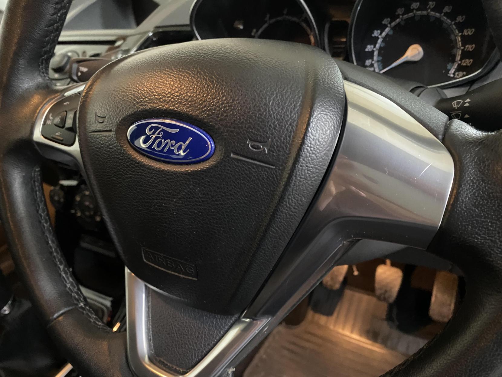 Ford Fiesta 1.25 Zetec Hatchback 5dr Petrol Manual Euro 5 (82 ps)