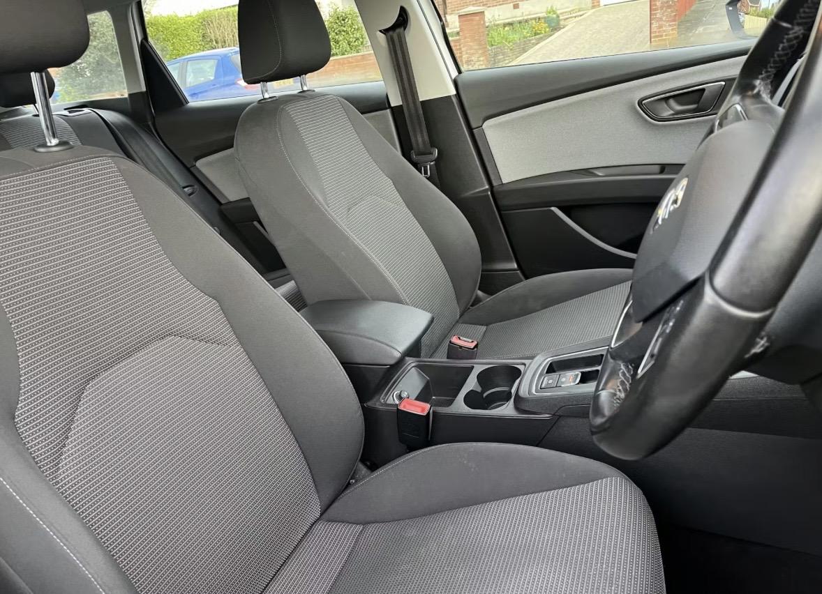 SEAT Leon 1.2 TSI SE Technology ST 5dr Petrol Manual Euro 6 (s/s) (110 ps)