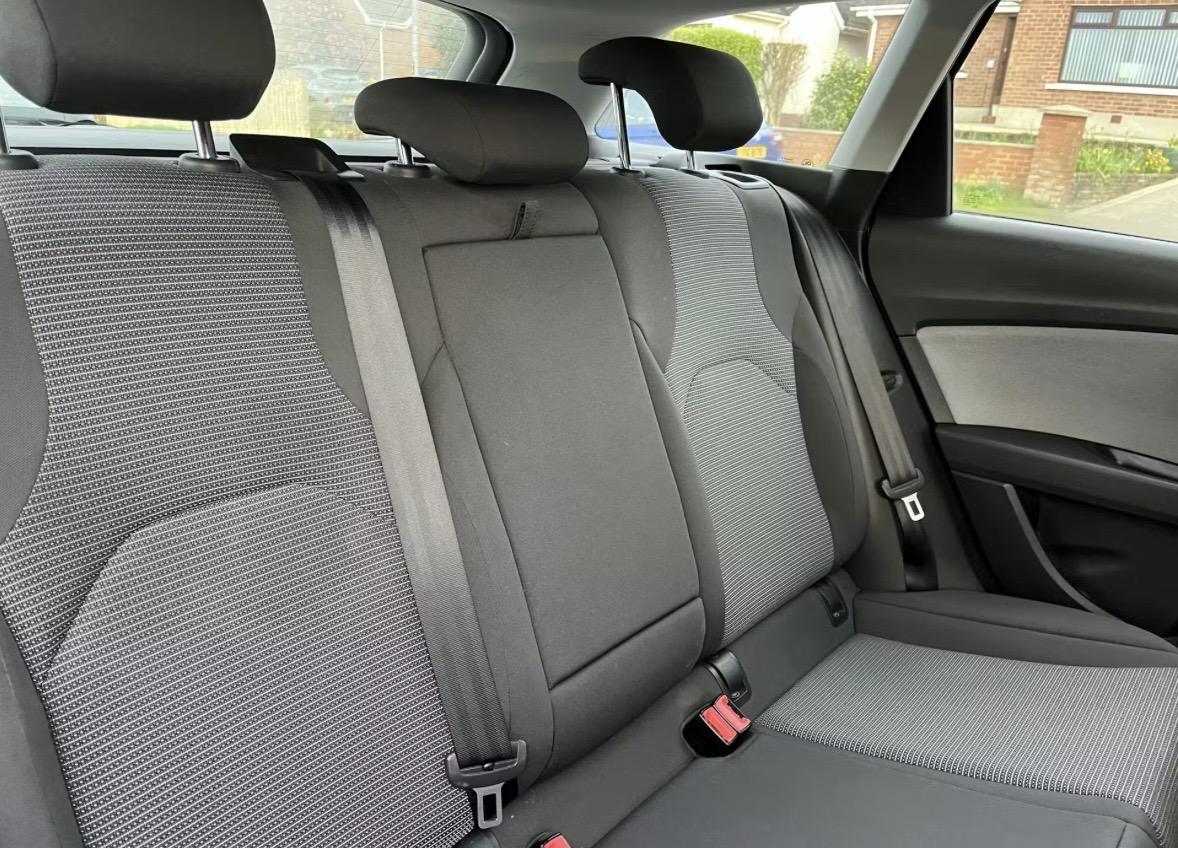 SEAT Leon 1.2 TSI SE Technology ST 5dr Petrol Manual Euro 6 (s/s) (110 ps)