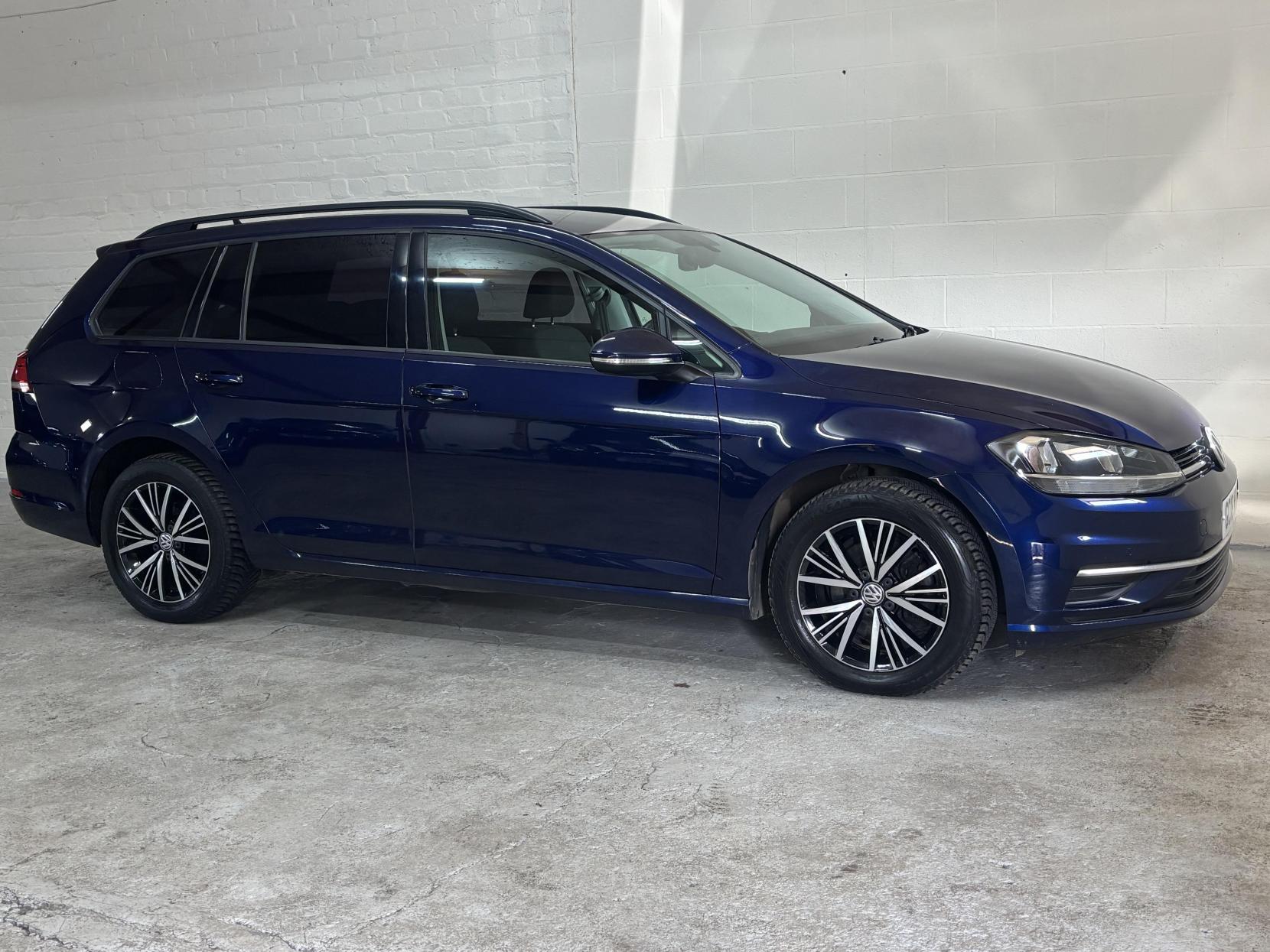 Volkswagen Golf 1.6 TDI SE Nav Estate 5dr Diesel Manual Euro 6 (s/s) (115 ps)