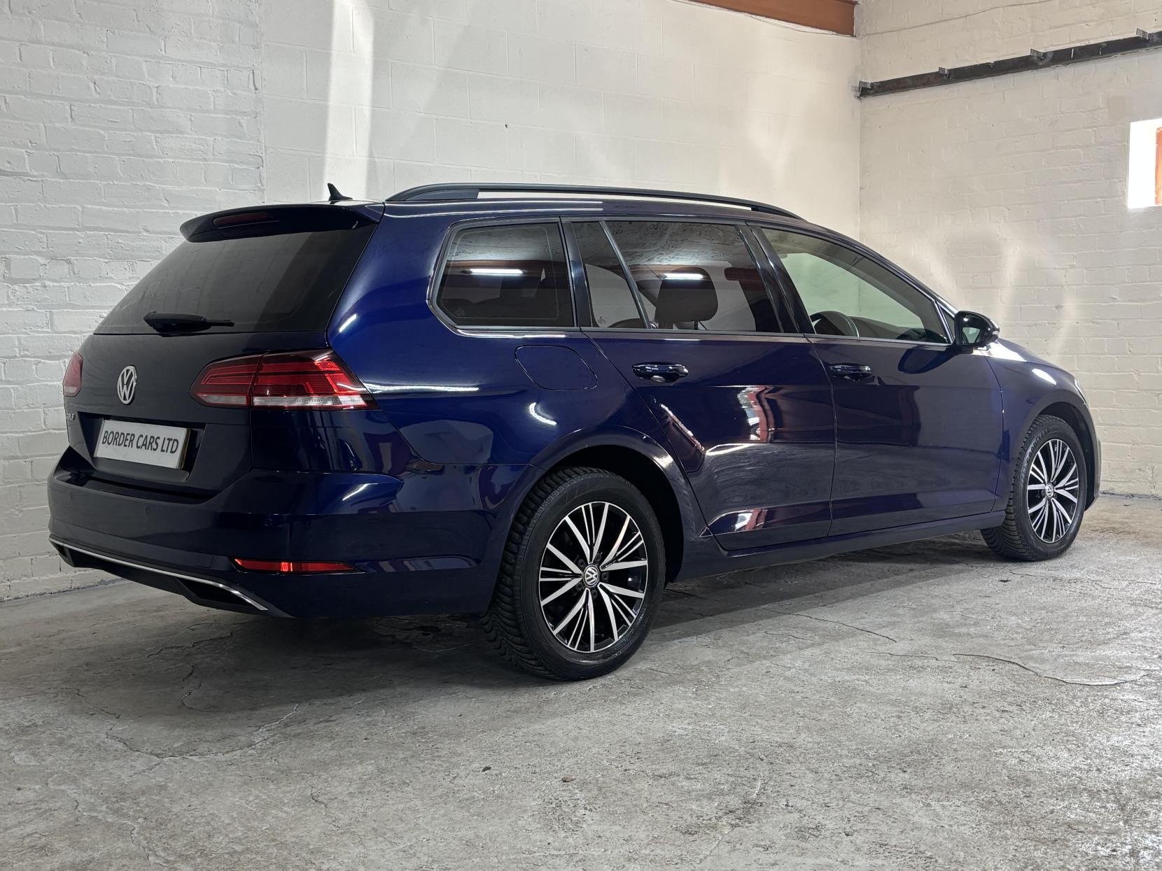 Volkswagen Golf 1.6 TDI SE Nav Estate 5dr Diesel Manual Euro 6 (s/s) (115 ps)