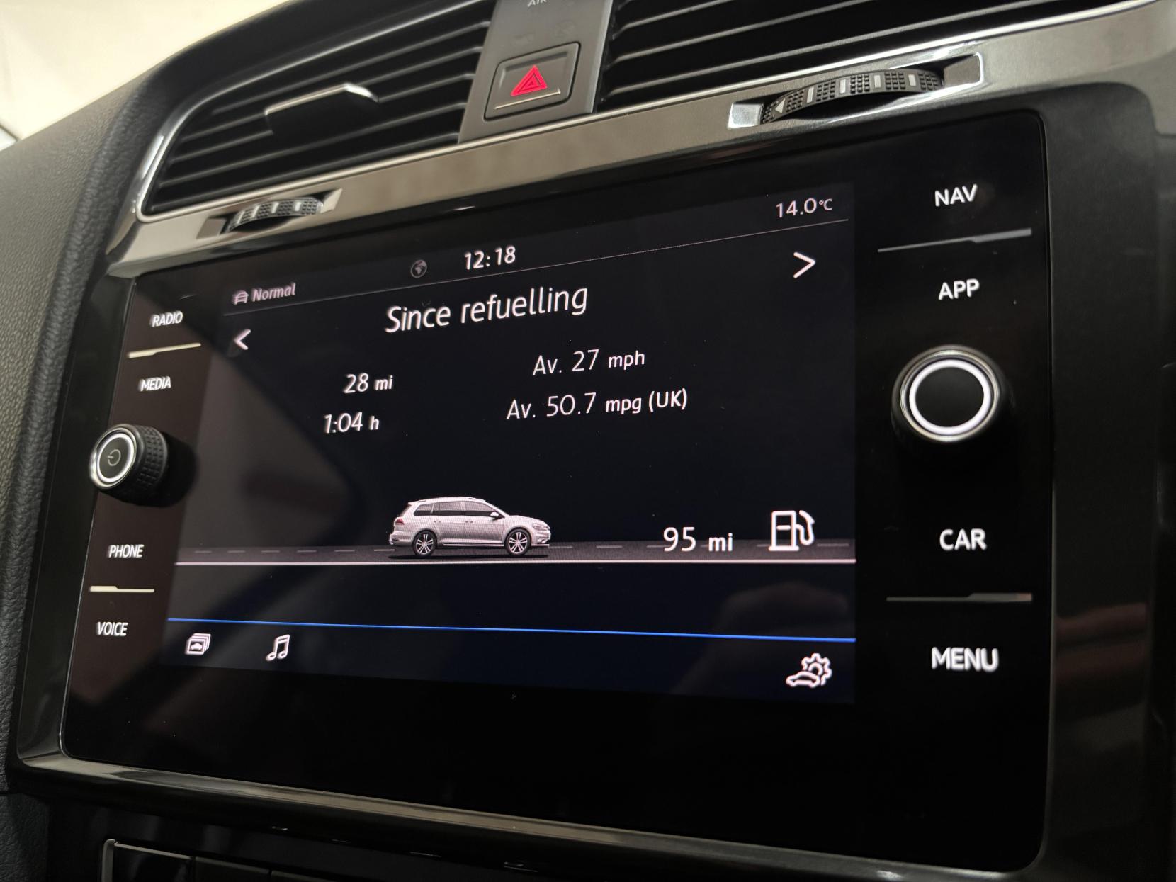 Volkswagen Golf 1.6 TDI SE Nav Estate 5dr Diesel Manual Euro 6 (s/s) (115 ps)