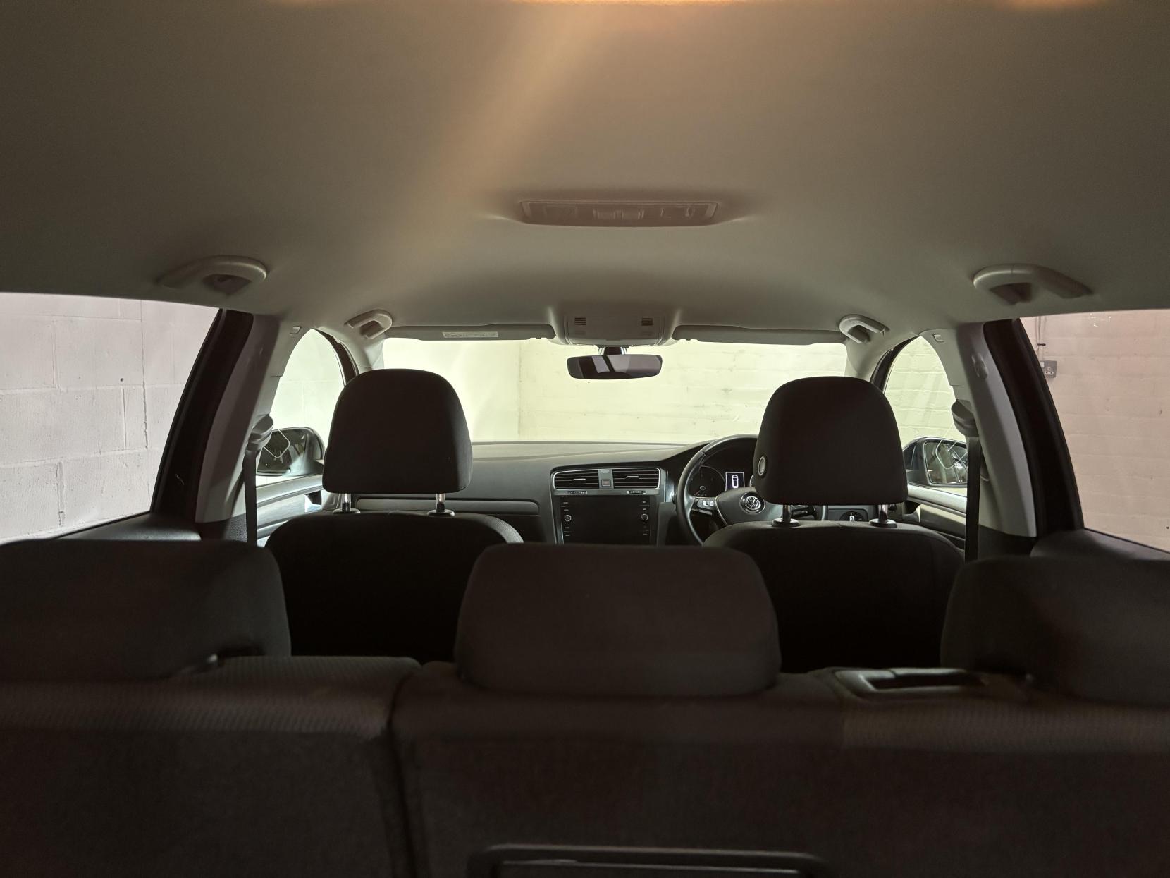 Volkswagen Golf 1.6 TDI SE Nav Estate 5dr Diesel Manual Euro 6 (s/s) (115 ps)