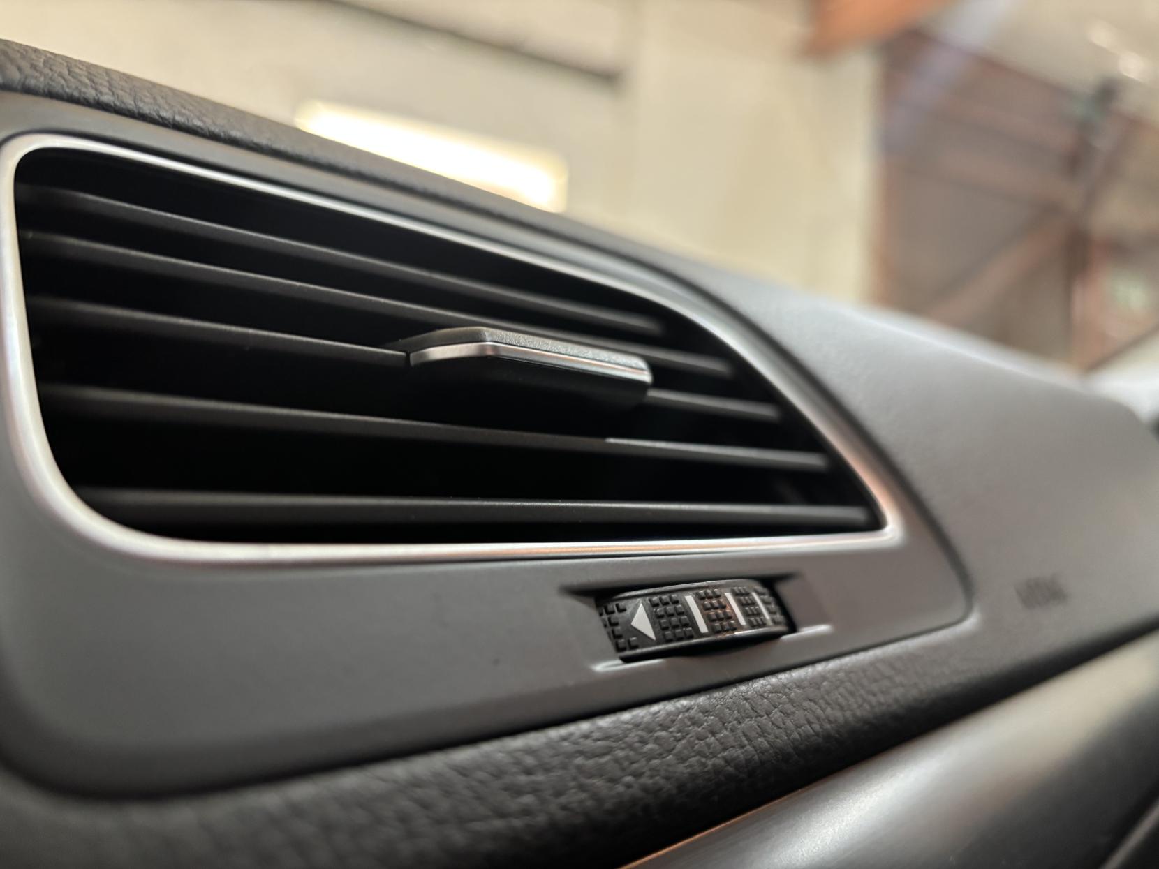 Volkswagen Golf 1.6 TDI SE Nav Estate 5dr Diesel Manual Euro 6 (s/s) (115 ps)