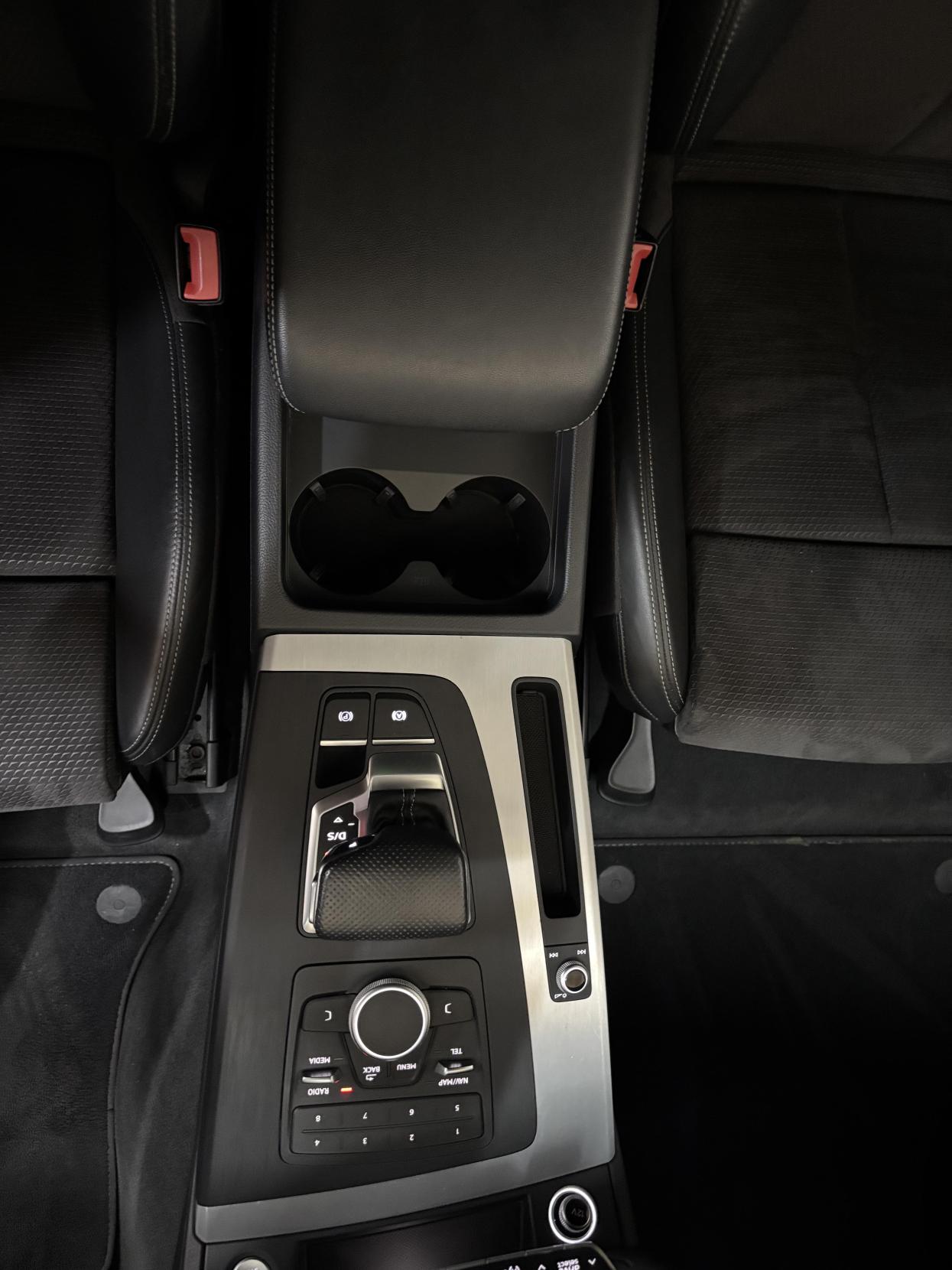 Audi Q5 2.0 TDI S line SUV 5dr Diesel S Tronic quattro Euro 6 (s/s) (190 ps)