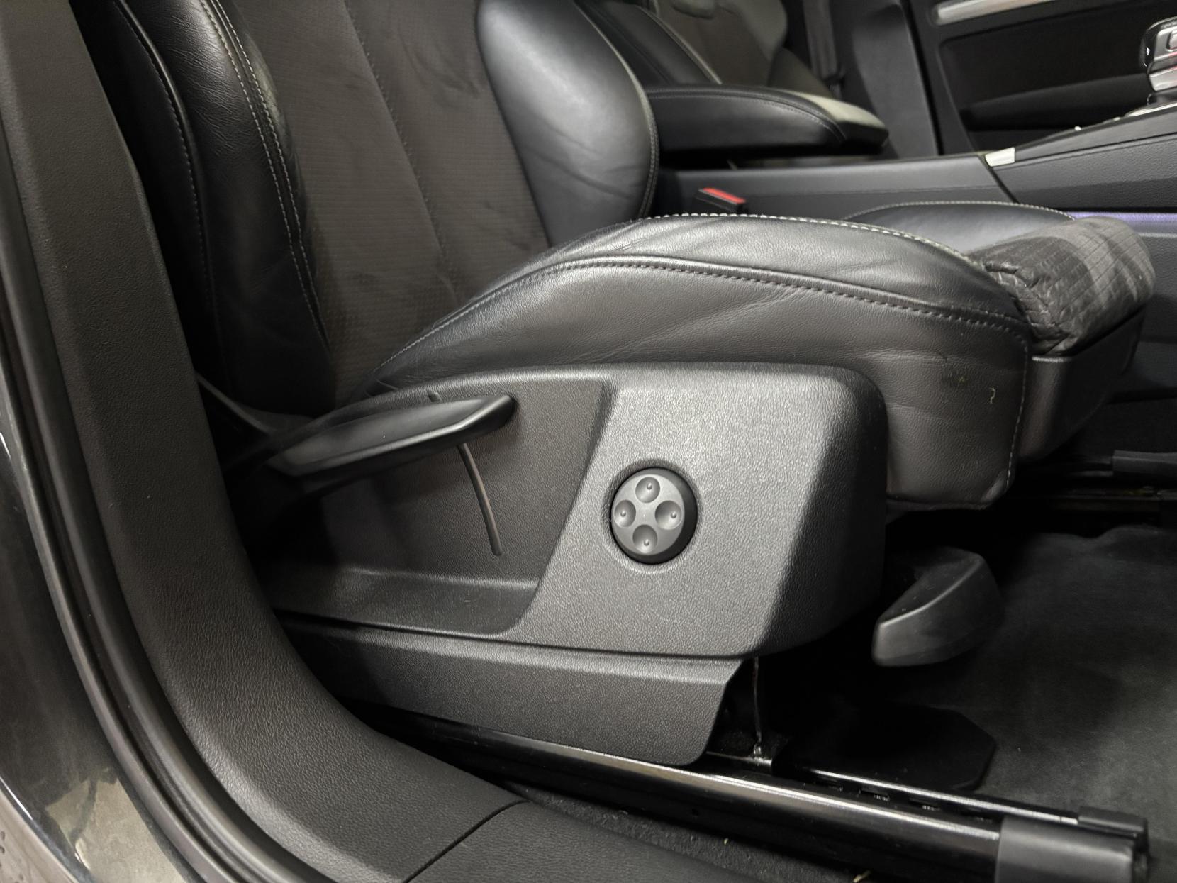 Audi Q5 2.0 TDI S line SUV 5dr Diesel S Tronic quattro Euro 6 (s/s) (190 ps)