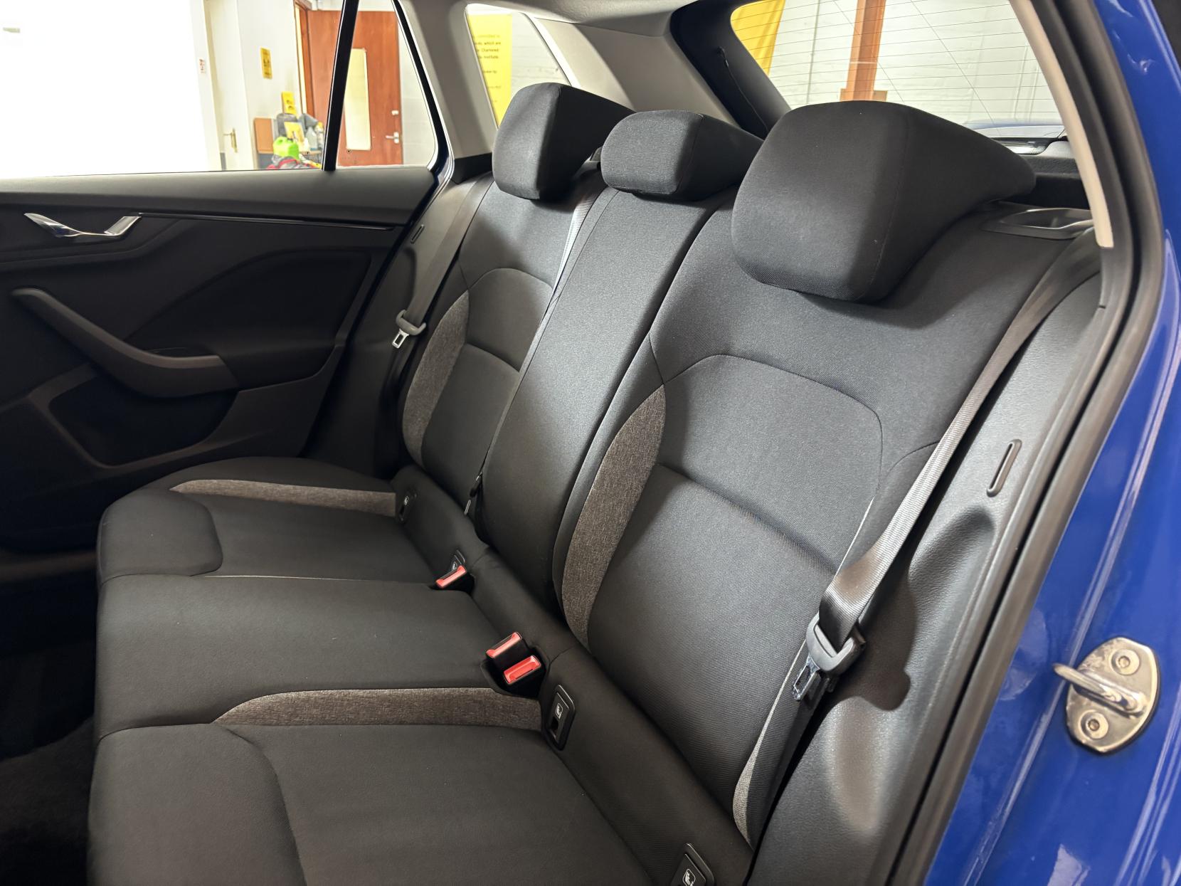 Skoda Kamiq 1.0 TSI S SUV 5dr Petrol Manual Euro 6 (s/s) (95 ps)