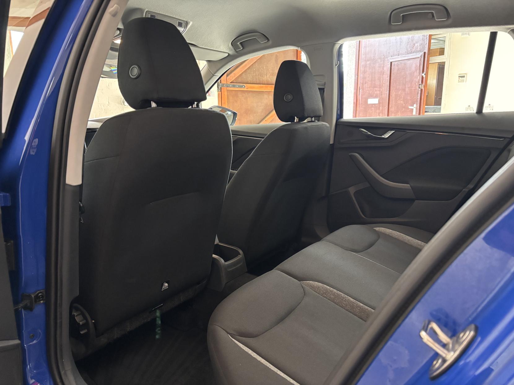 Skoda Kamiq 1.0 TSI S SUV 5dr Petrol Manual Euro 6 (s/s) (95 ps)