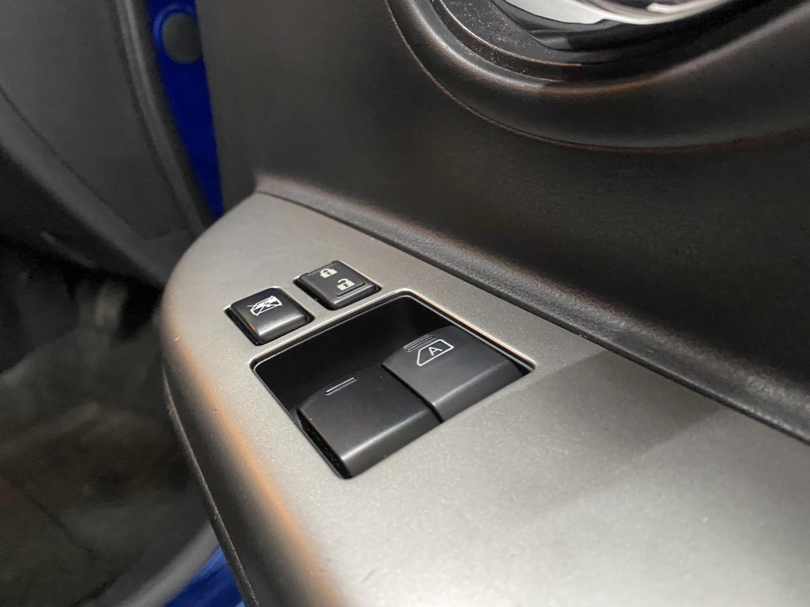 Nissan Micra 1.2 Acenta Hatchback 5dr Petrol Manual Euro 5 (80 ps)