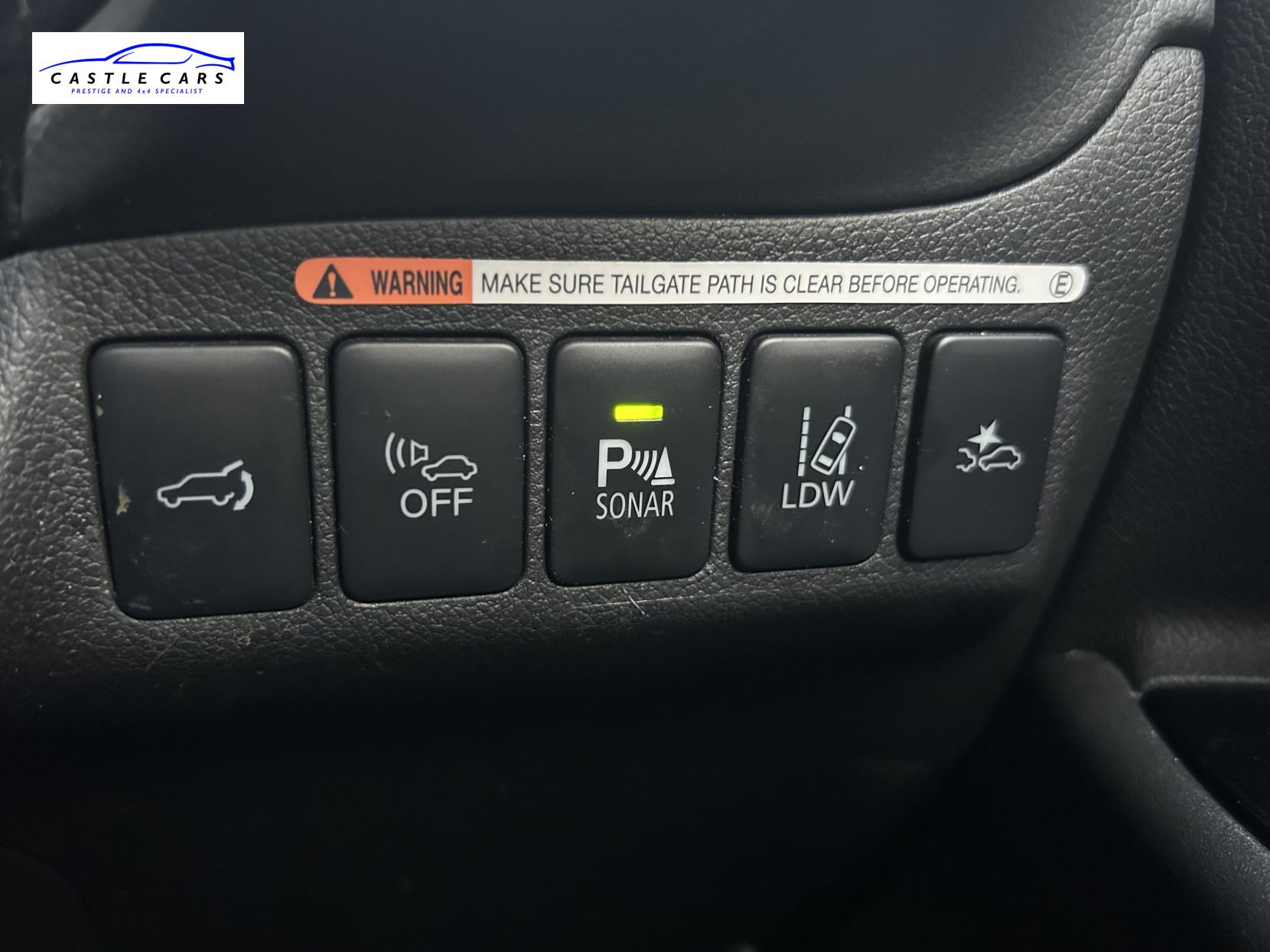 Mitsubishi Outlander 2.0h 12kWh GX4hs SUV 5dr Petrol Plug-in Hybrid CVT 4WD Euro 6 (s/s) (200 ps)