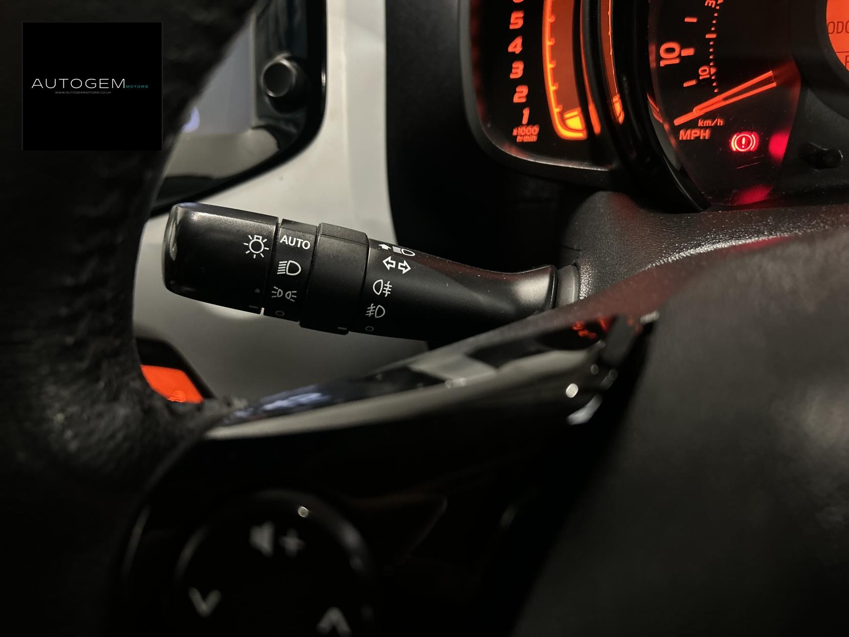 Peugeot 108 1.2 PureTech Roland Garros Top! 3dr Petrol Manual Euro 6 (82 ps)