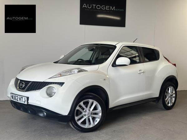 Nissan Juke 1.6 Tekna SUV 5dr Petrol CVT Euro 5 (117 ps)