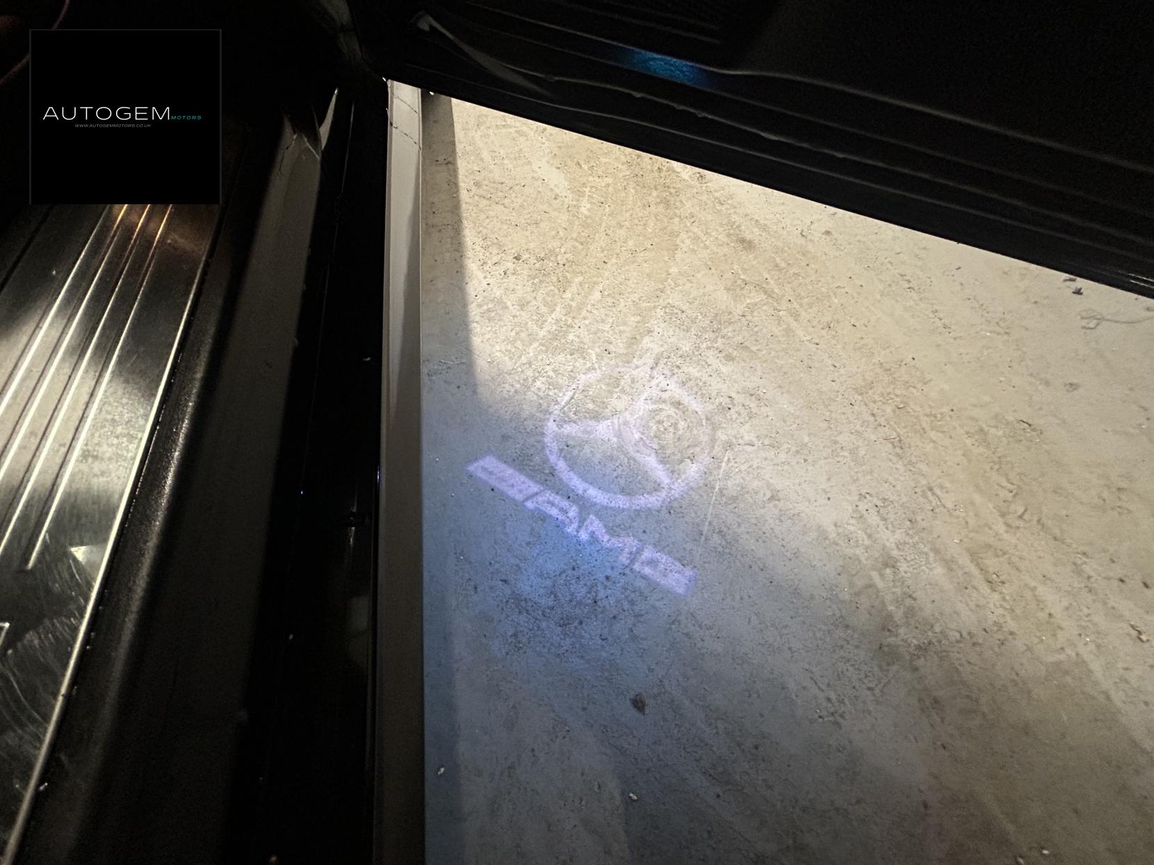 Mercedes-Benz E Class 3.0 E350 CDI V6 BlueEfficiency Sport Coupe 2dr Diesel G-Tronic Euro 5 (231 ps)