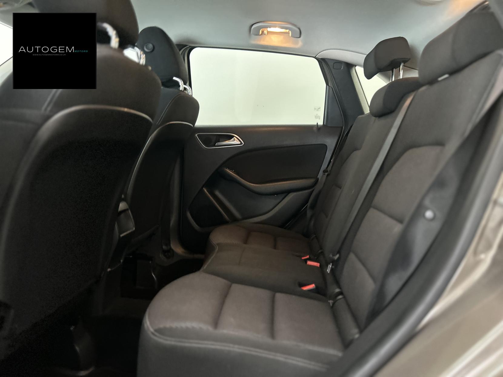 Mercedes-Benz B Class 1.6 B180 BlueEfficiency SE MPV 5dr Petrol Manual Euro 5 (s/s) (122 ps)