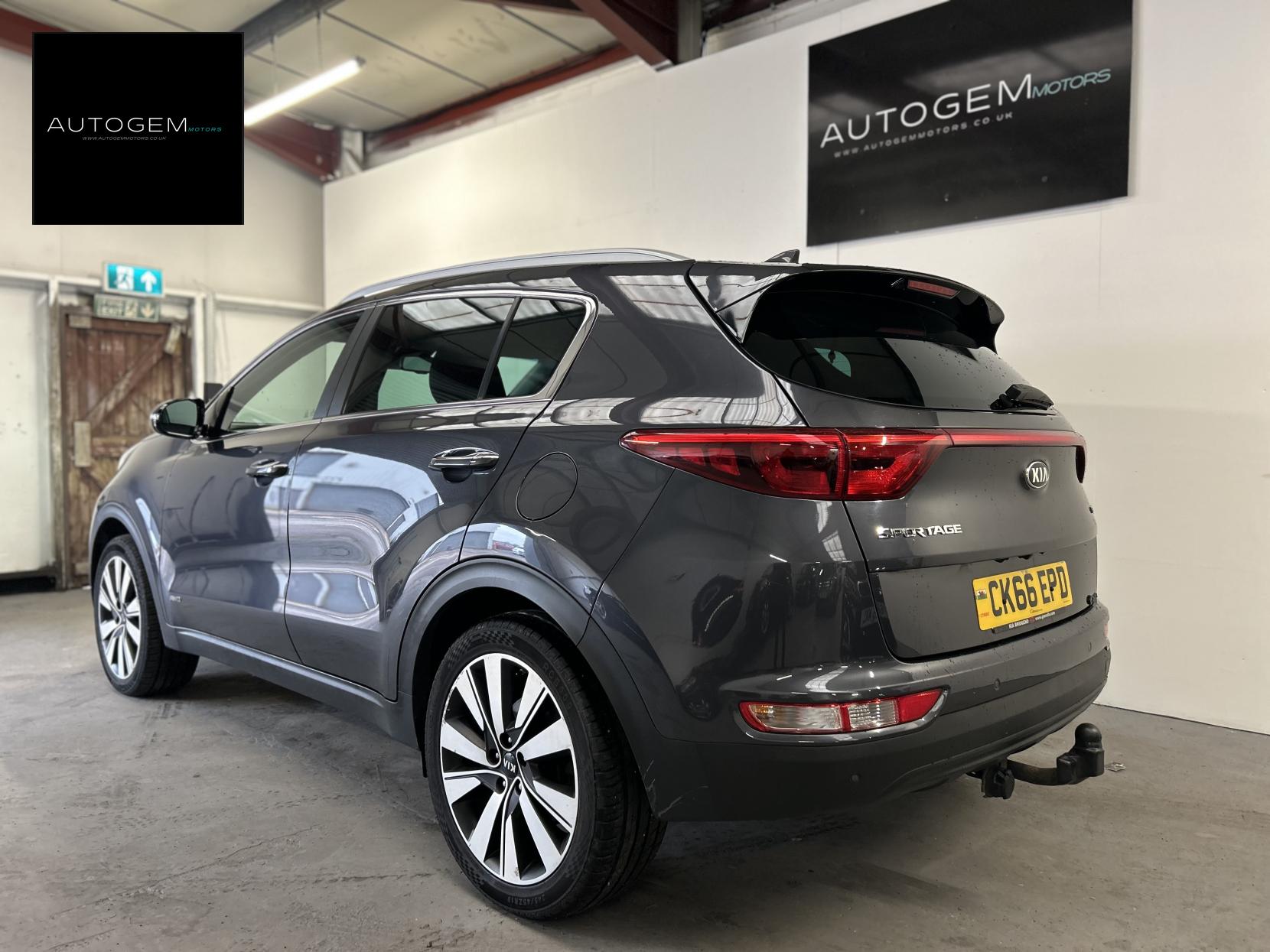 Kia Sportage 2.0 CRDi KX-3 SUV 5dr Diesel Manual AWD Euro 6 (134 bhp)