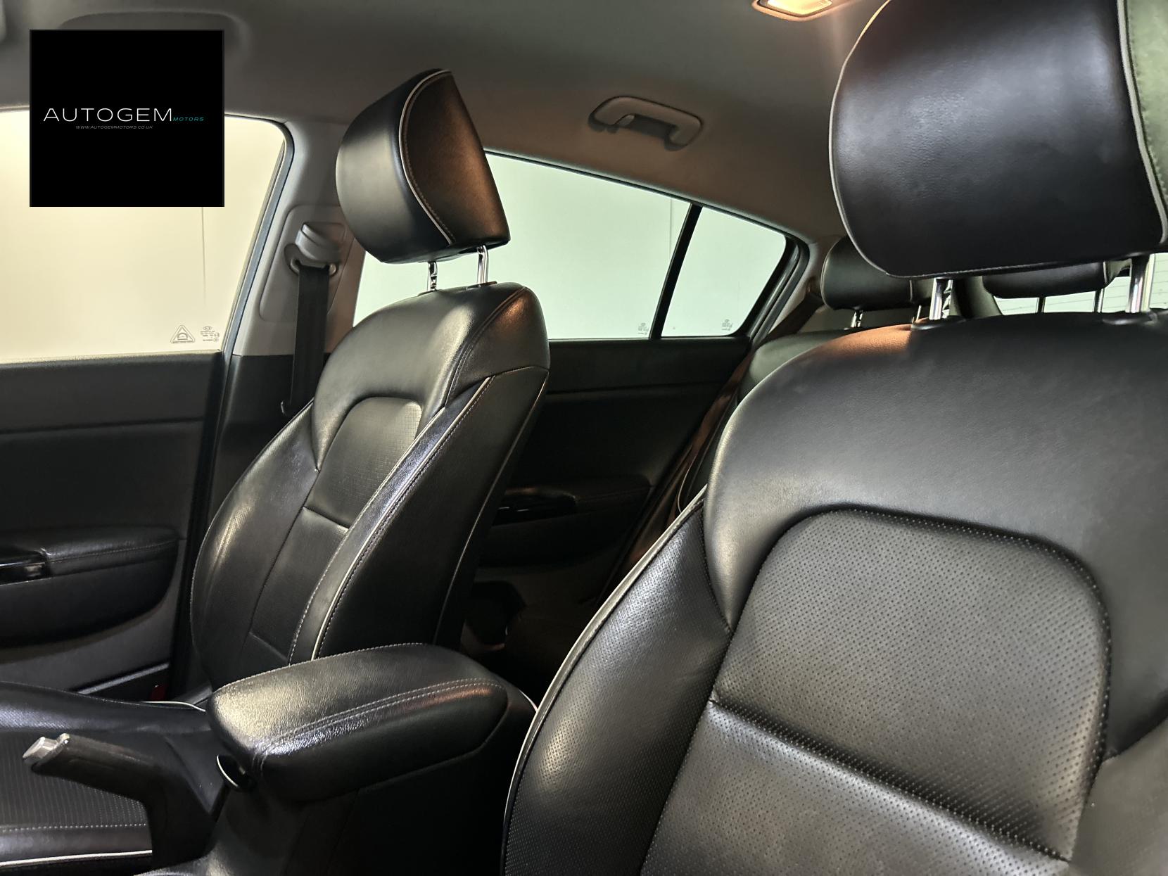 Kia Sportage 2.0 CRDi KX-3 SUV 5dr Diesel Manual AWD Euro 6 (134 bhp)