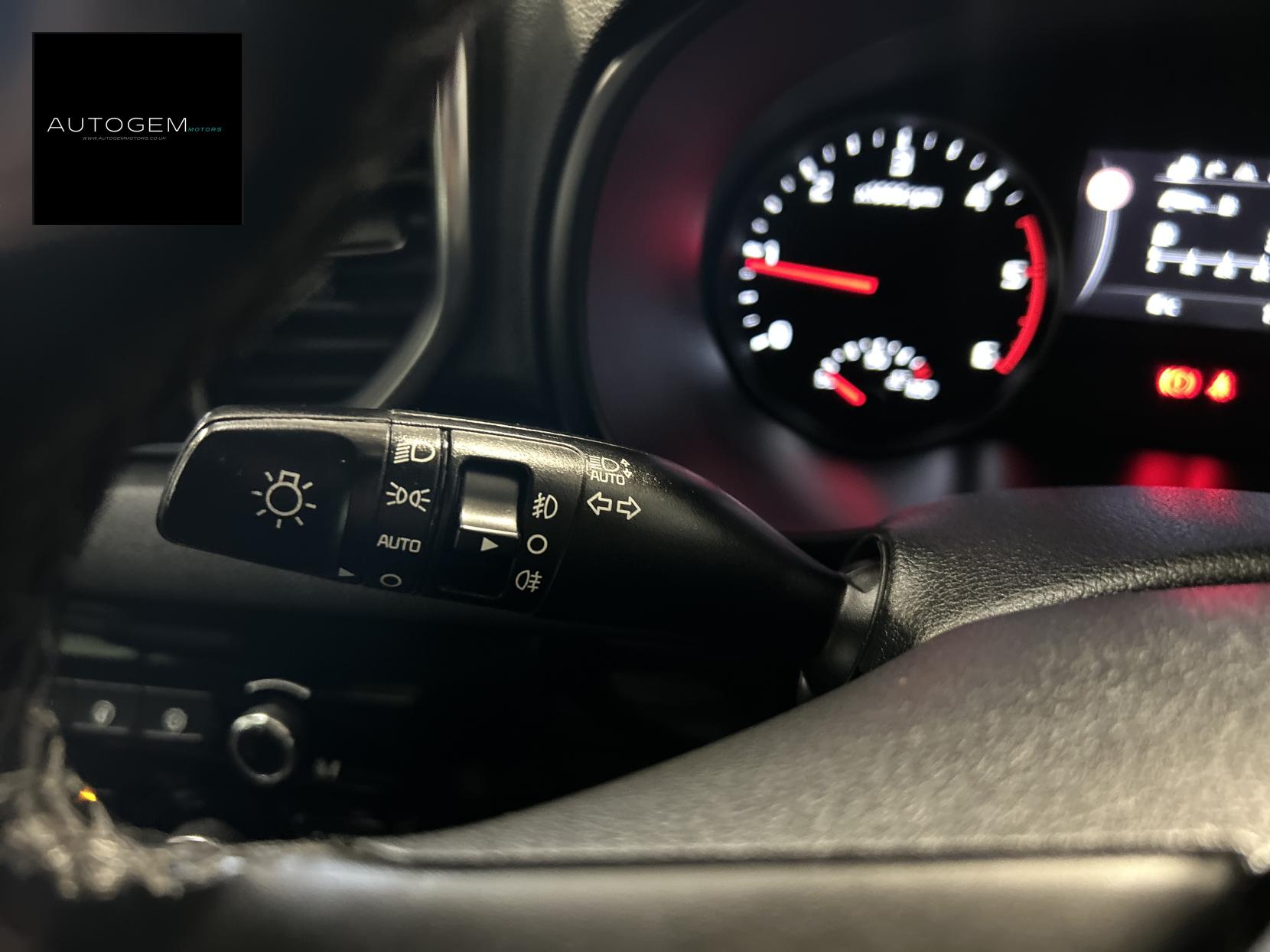 Kia Sportage 2.0 CRDi KX-3 SUV 5dr Diesel Manual AWD Euro 6 (134 bhp)