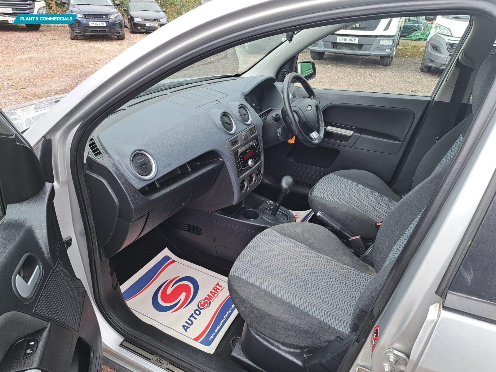 Ford Fusion 1.6 Plus Hatchback 5dr Petrol Automatic (181 g/km, 99 bhp)