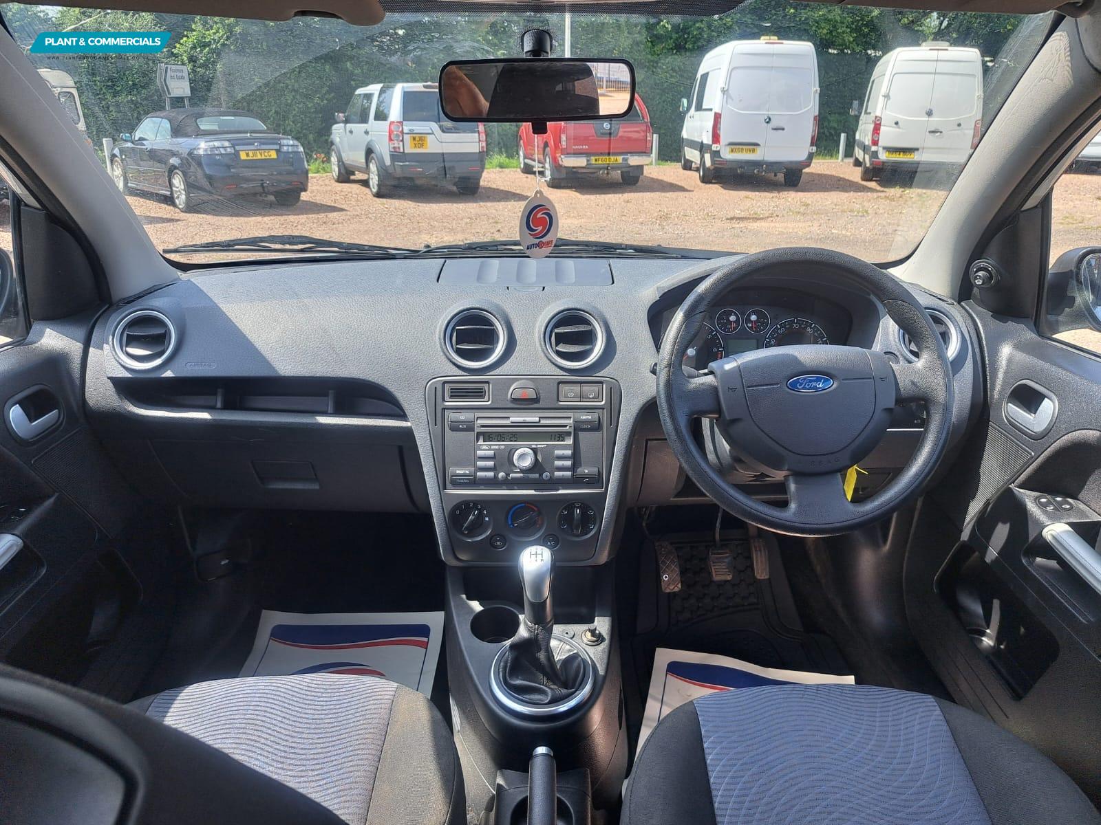 Ford Fusion 1.4 Zetec Climate Hatchback 5dr Petrol Manual (154 g/km, 79 bhp)