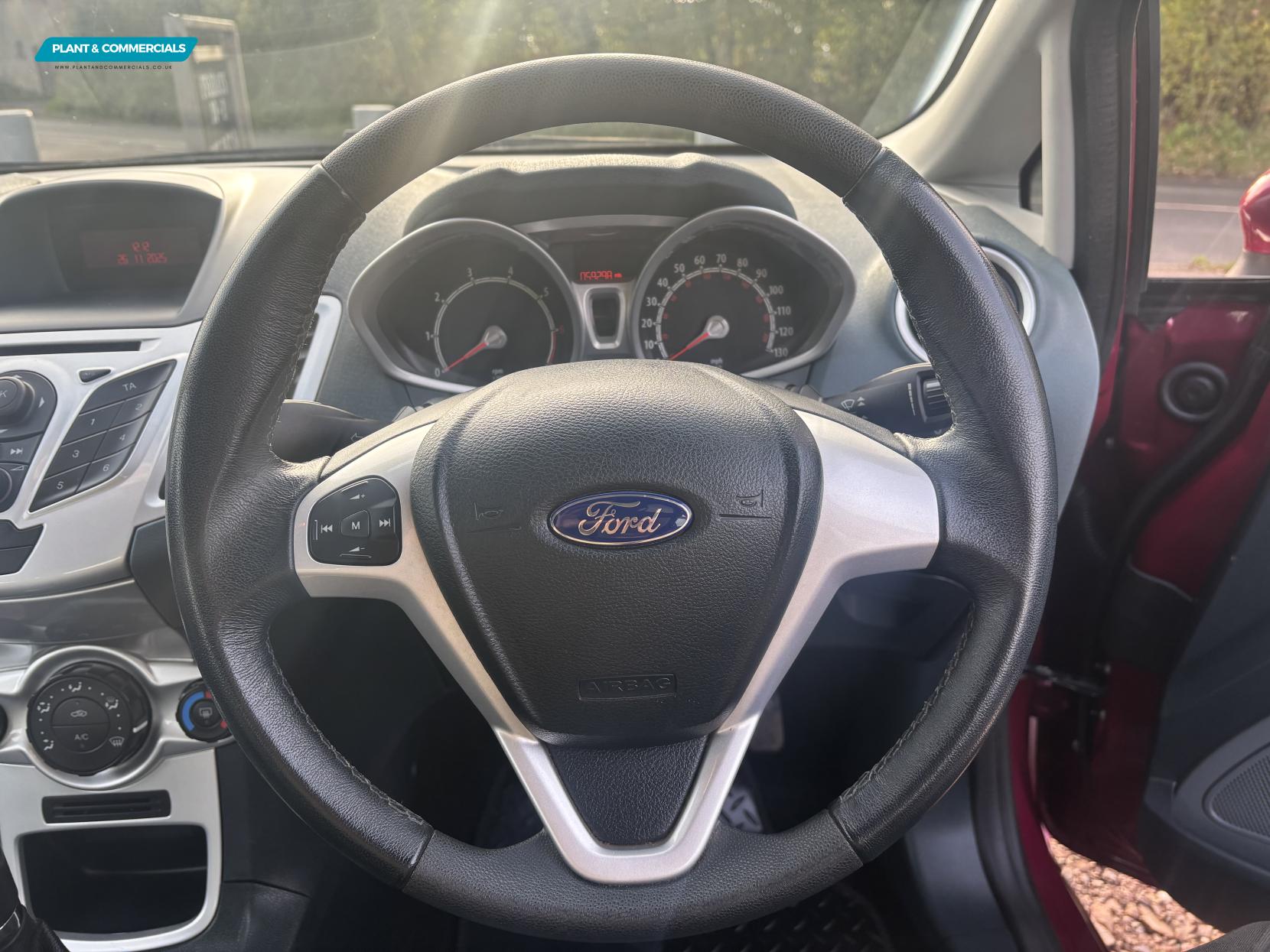 Ford Fiesta 1.4 Zetec Hatchback 5dr Petrol Manual (133 g/km, 94 bhp)