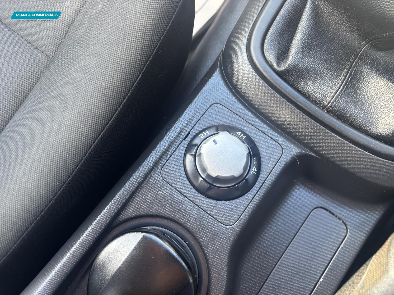 Isuzu D-Max 2.5 TD Pickup 2dr Diesel Manual 4x4 (194 g/km, 161 bhp)