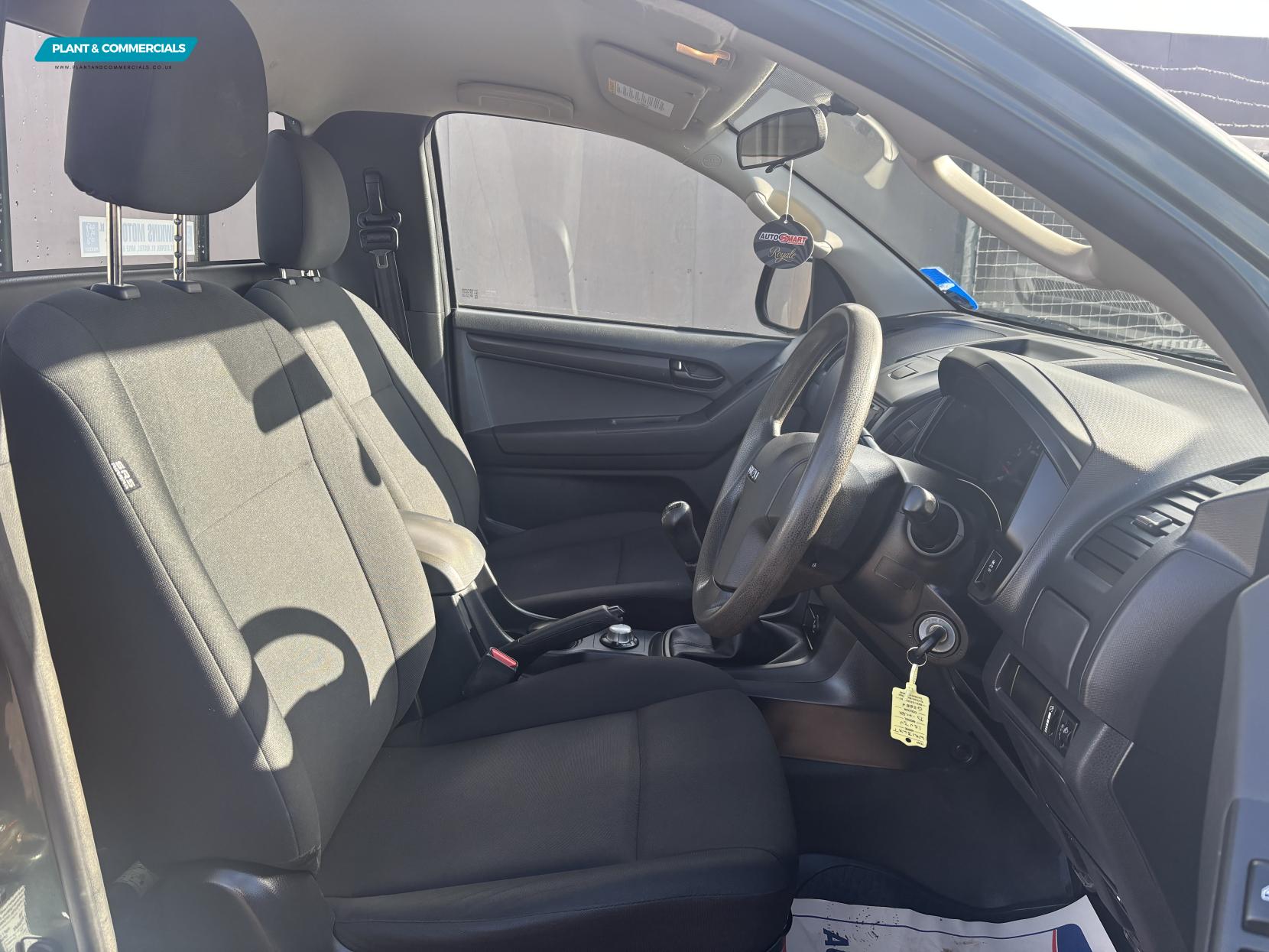 Isuzu D-Max 2.5 TD Pickup 2dr Diesel Manual 4x4 (194 g/km, 161 bhp)