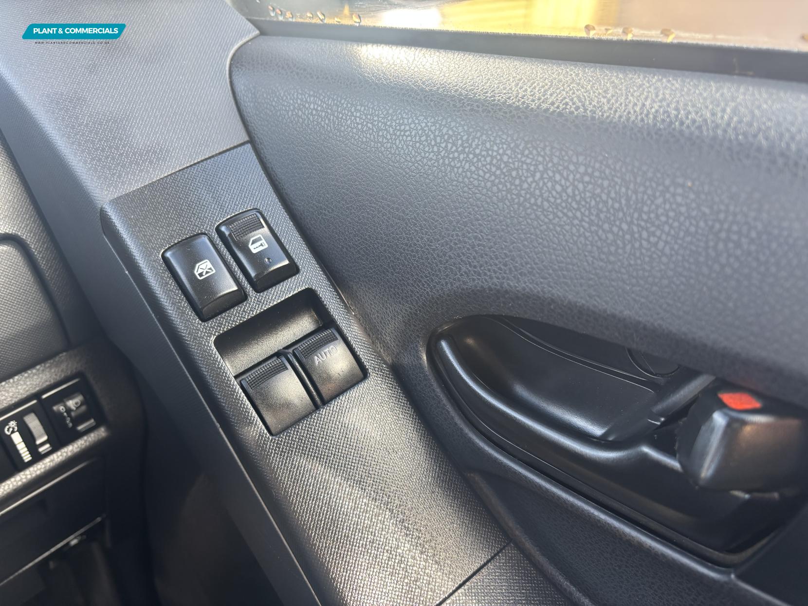 Isuzu D-Max 2.5 TD Pickup 2dr Diesel Manual 4x4 (194 g/km, 161 bhp)