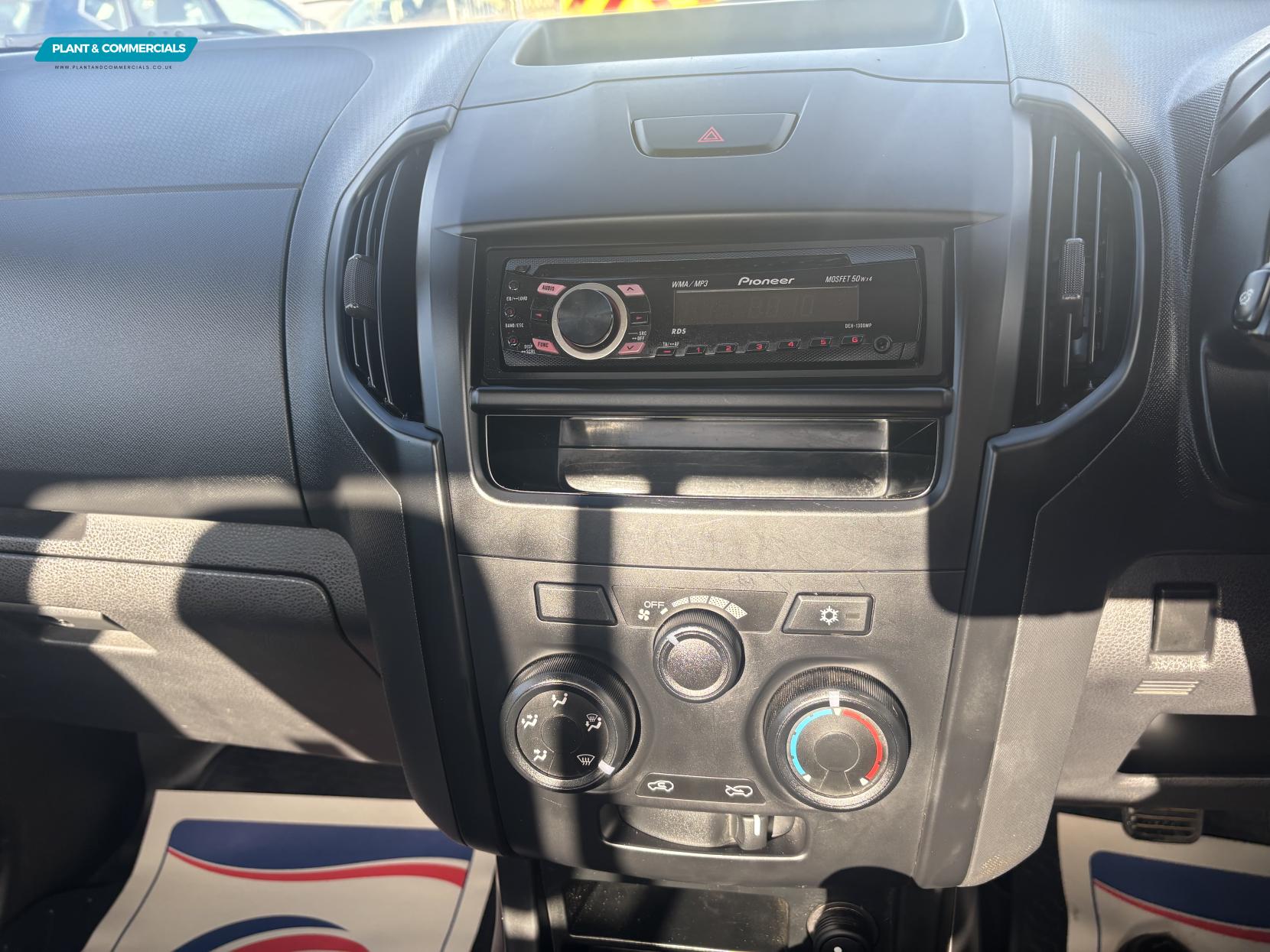 Isuzu D-Max 2.5 TD Pickup 2dr Diesel Manual 4x4 (194 g/km, 161 bhp)