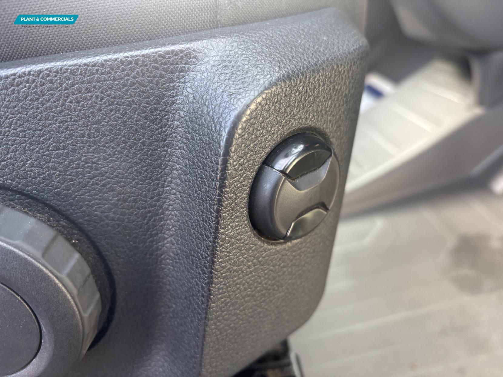 MAN TGE 2.0 3140d Chassis Cab 2dr Diesel Manual FWD LWB Euro 6 (s/s) (140 ps)