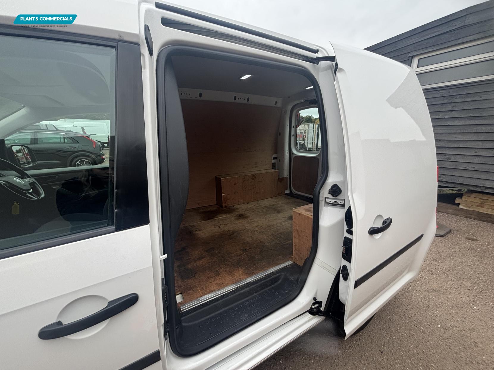 Volkswagen Caddy 2.0 TDI C20+ BlueMotion Tech Startline Panel Van 5dr Diesel Manual SWB Euro 6 (s/s) (75 ps)